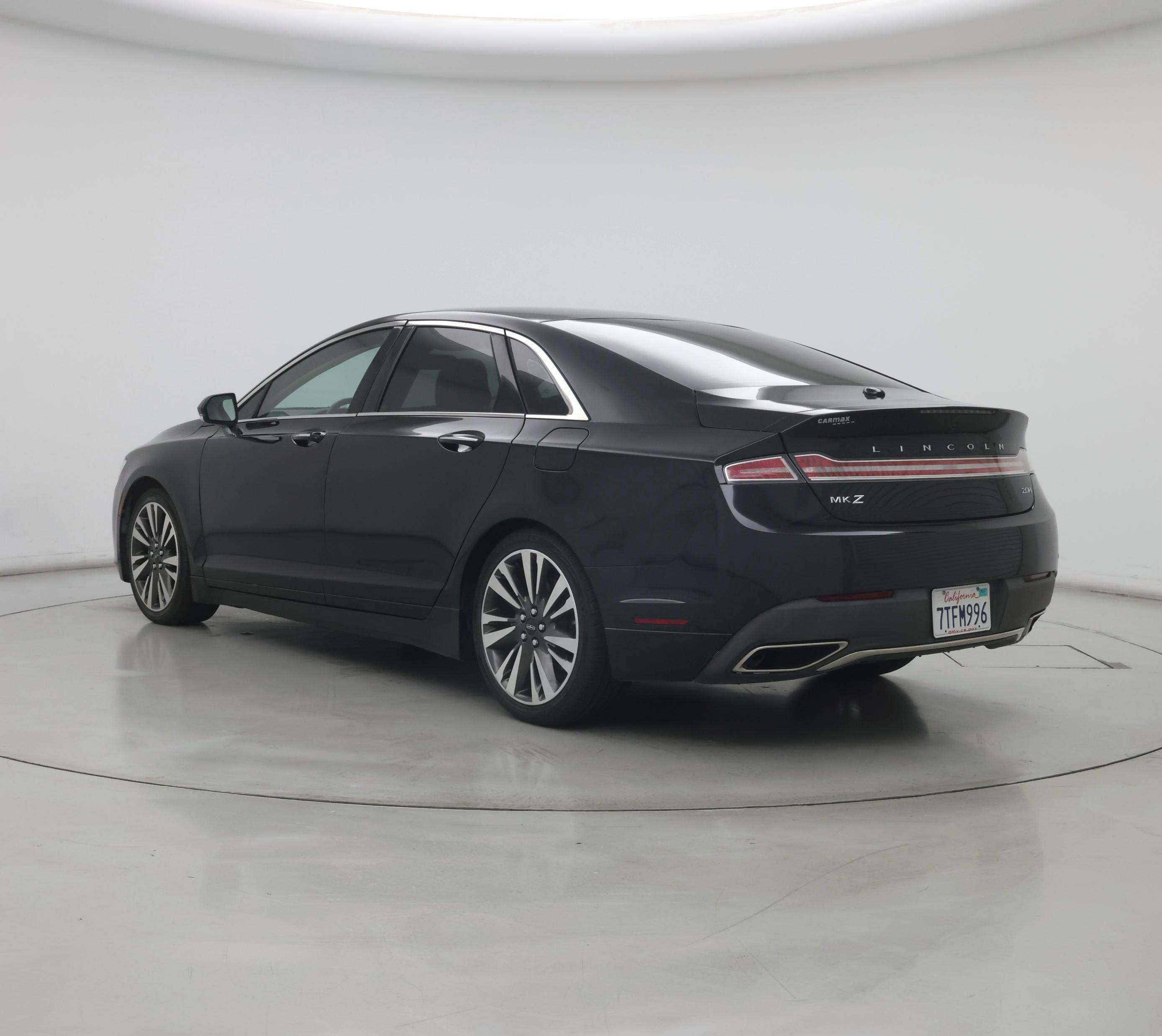 Thumbnail: 2017 Lincoln MKZ - 2