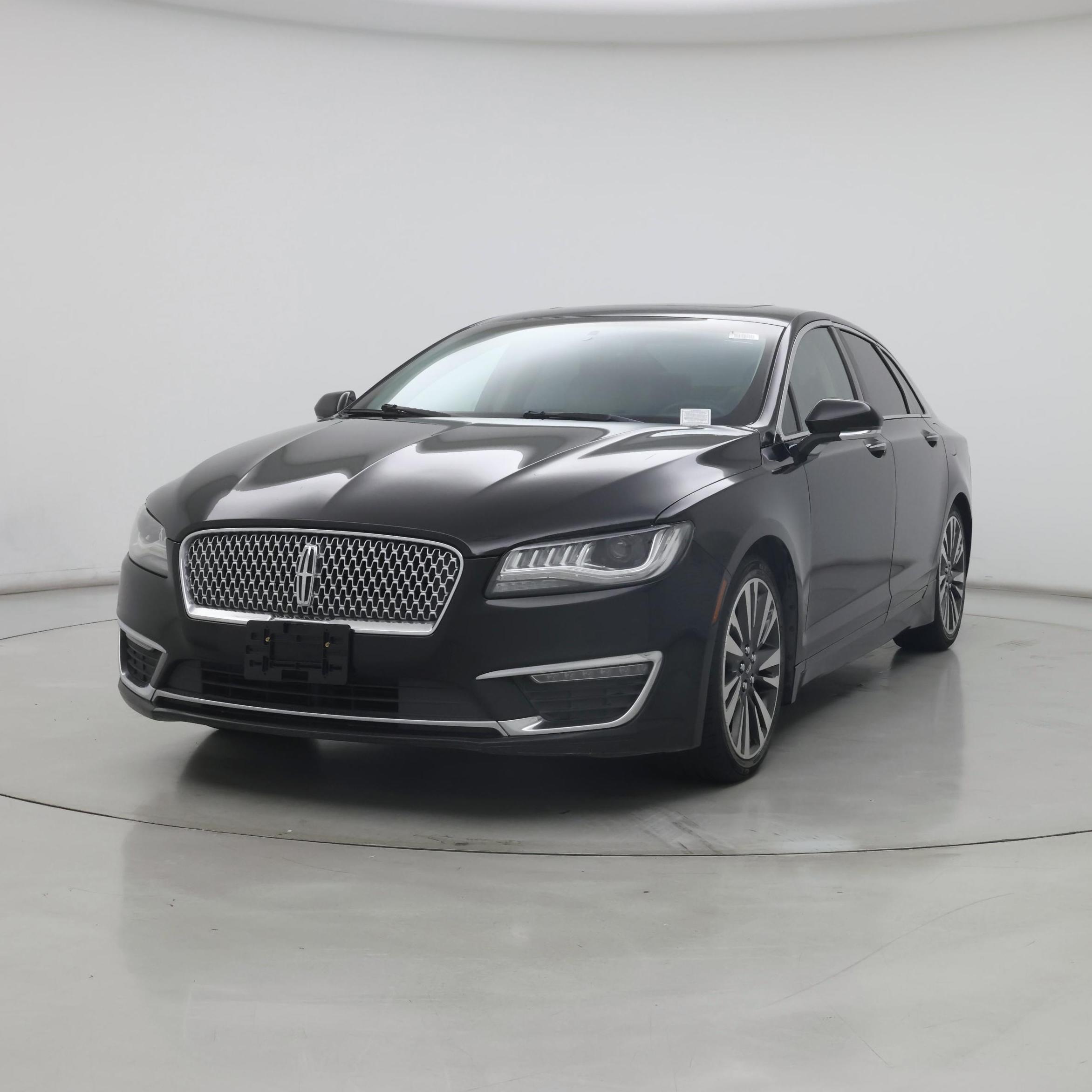Thumbnail: 2017 Lincoln MKZ - 4