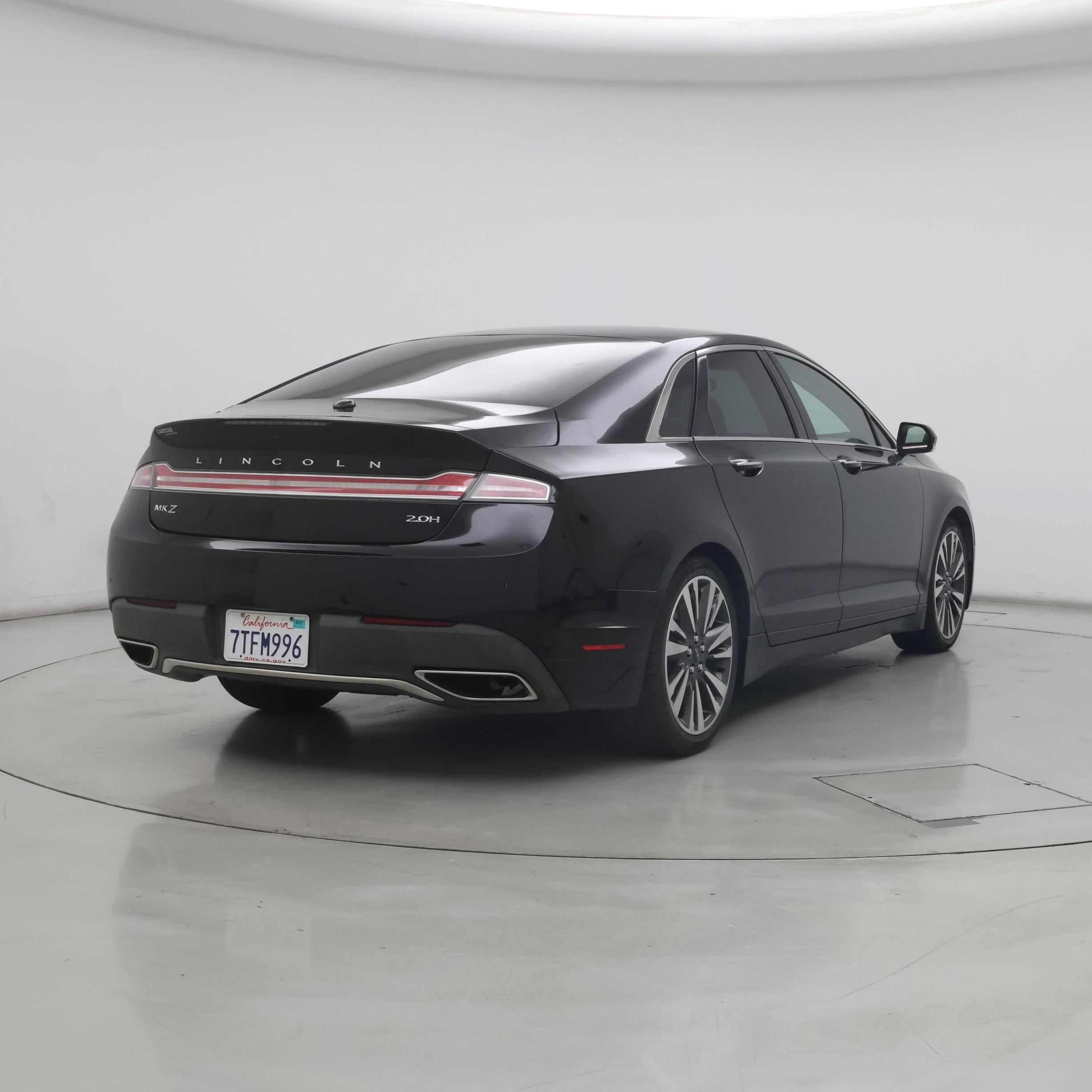 Thumbnail: 2017 Lincoln MKZ - 8