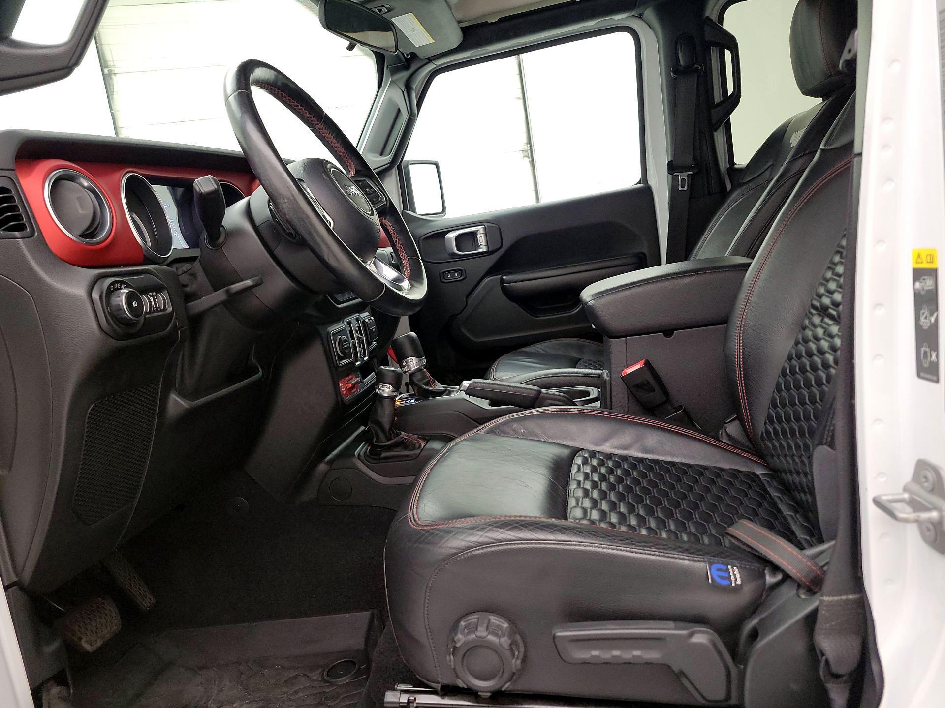 Thumbnail: 2020 Jeep Wrangler - 11
