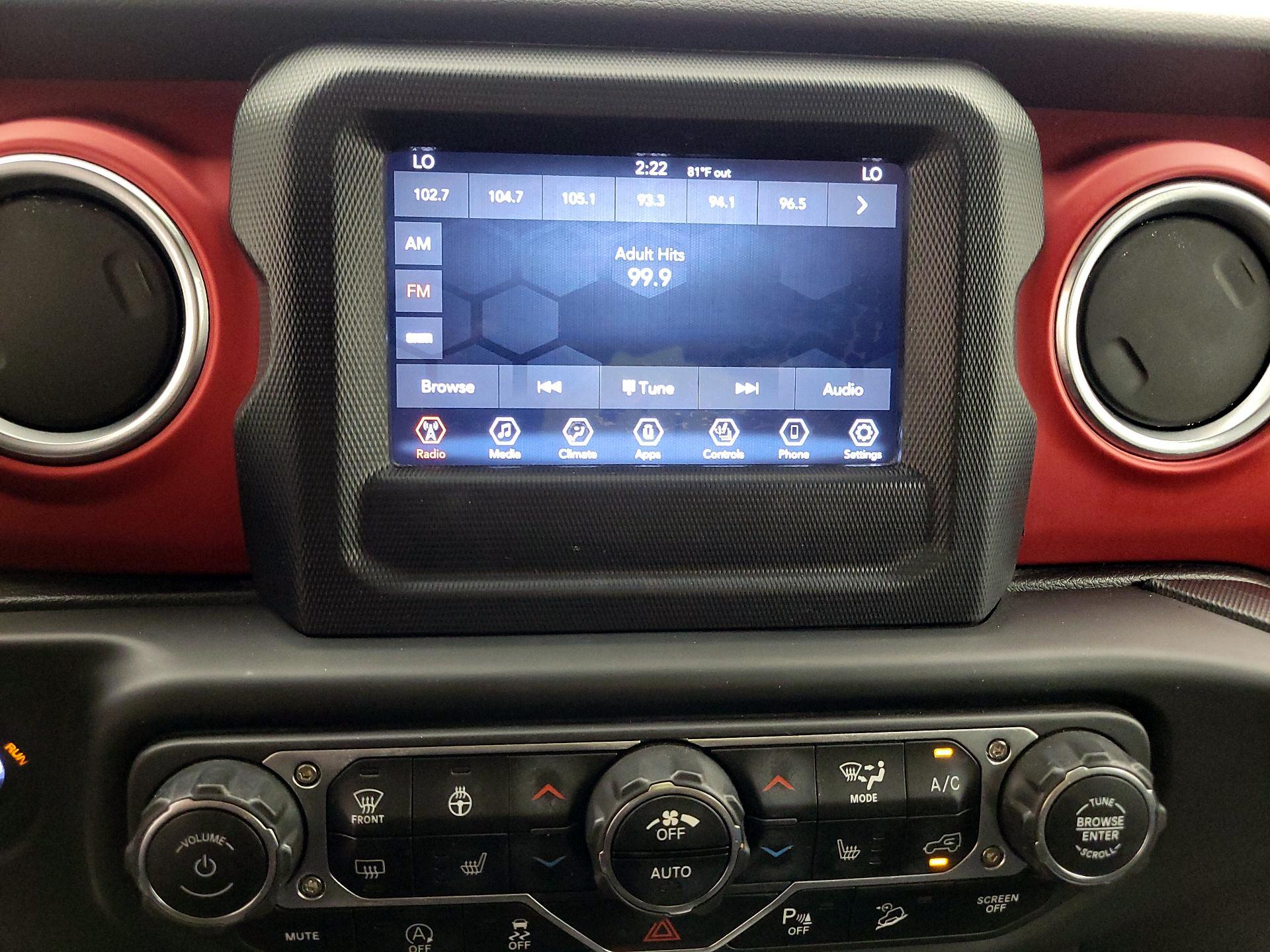 Thumbnail: 2020 Jeep Wrangler - 15