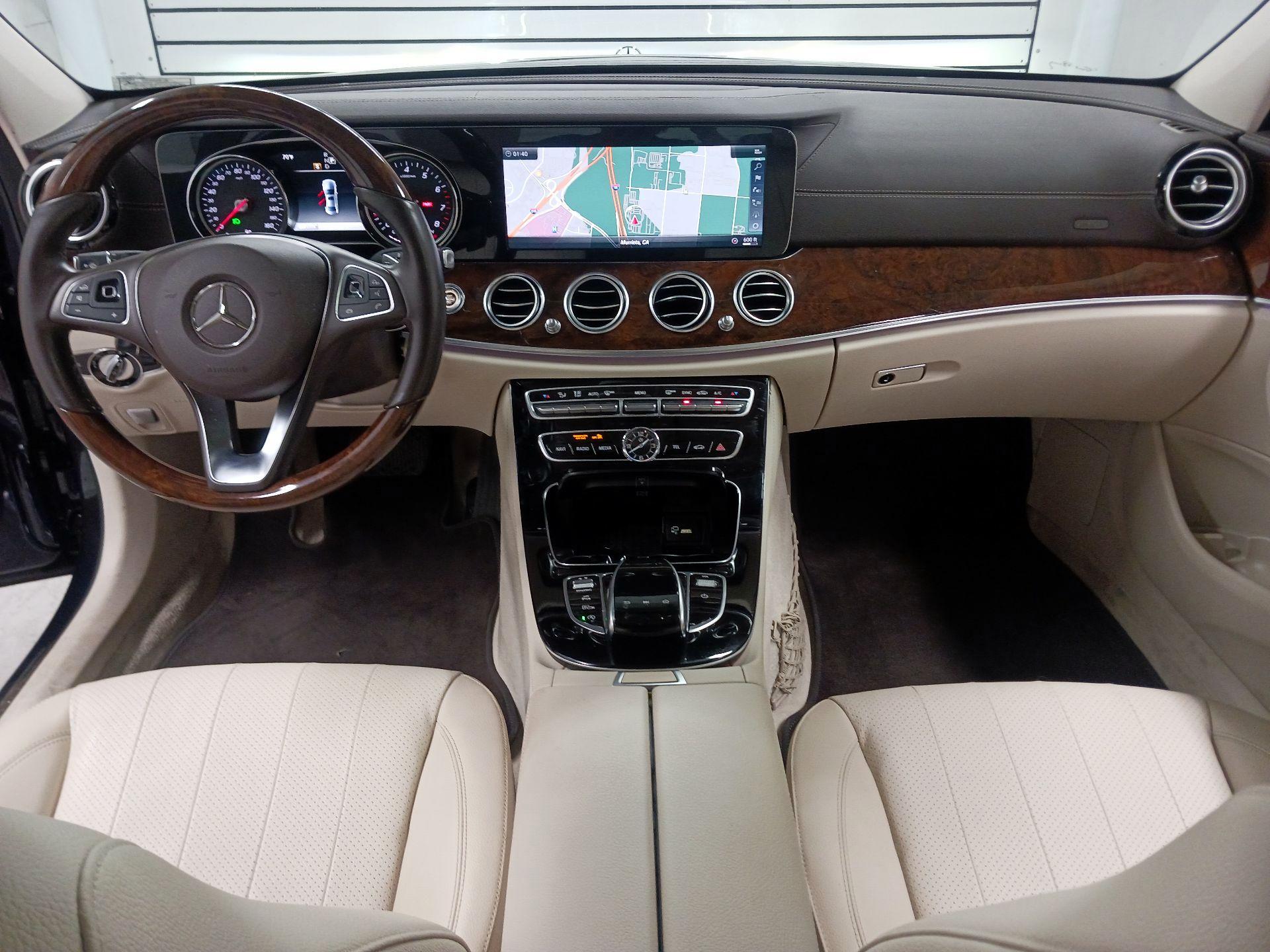 Thumbnail: 2018 Mercedes-Benz E-Class - 8