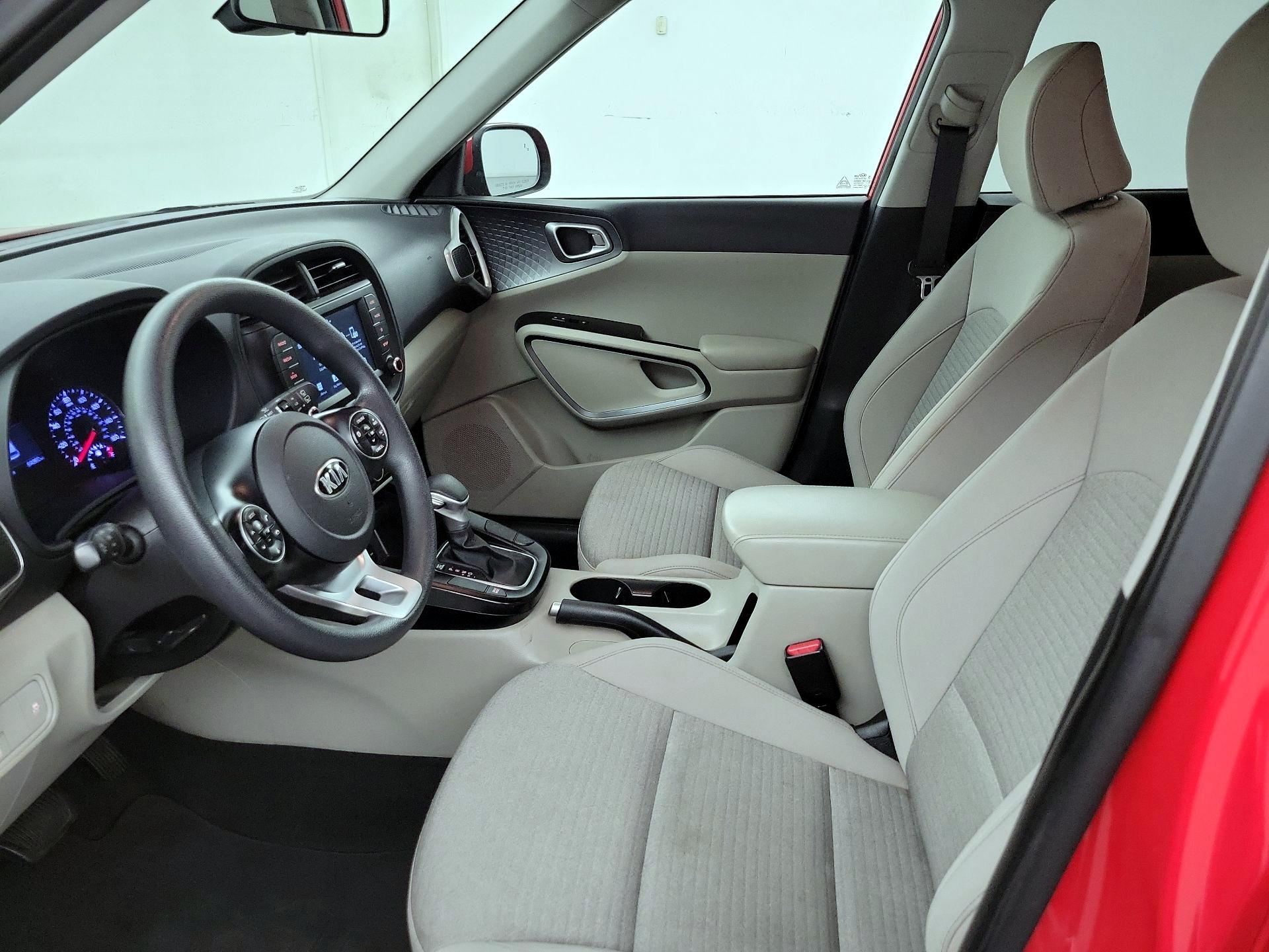 Thumbnail: 2020 Kia Soul - 11