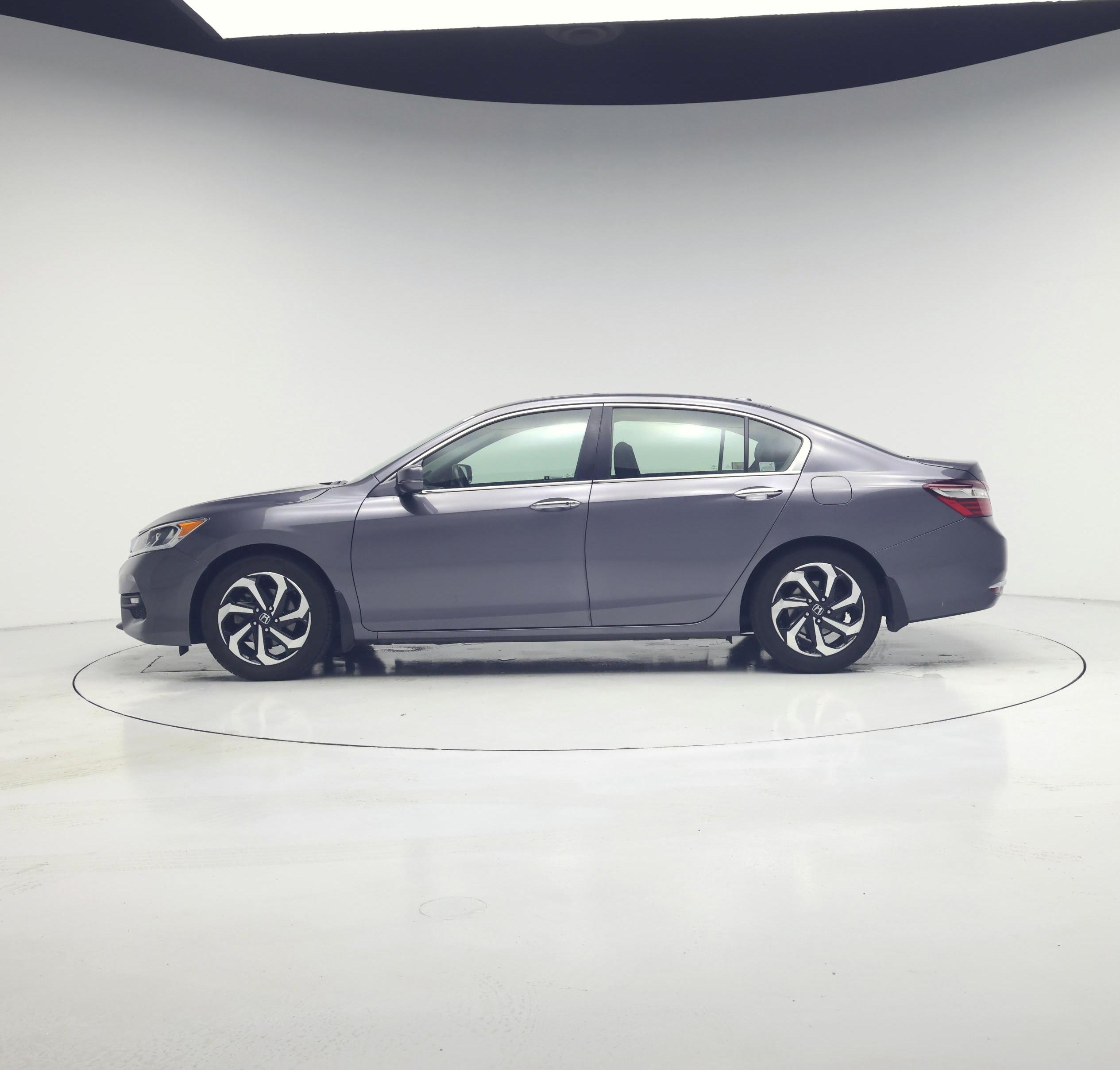 Thumbnail: 2017 Honda Accord - 3