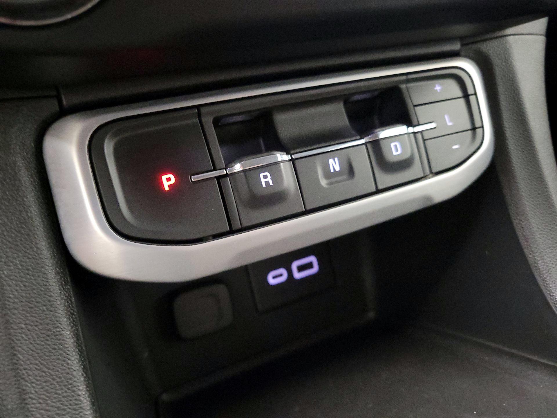 Thumbnail: 2021 GMC Acadia - 16