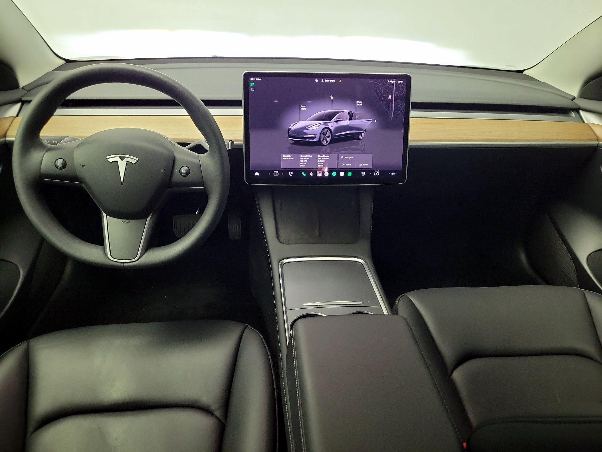 Thumbnail: 2023 Tesla Model 3 - 9