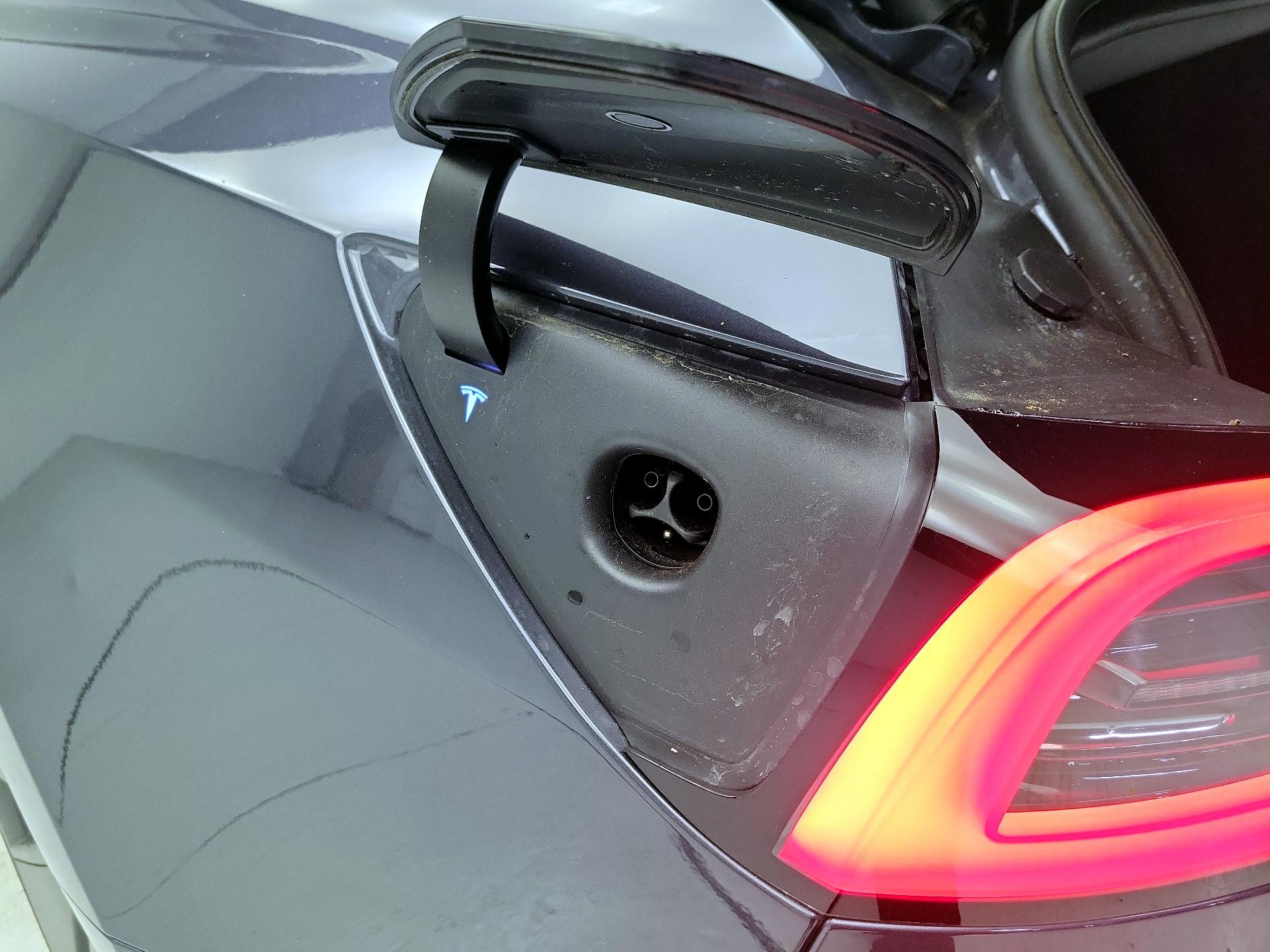 Thumbnail: 2023 Tesla Model 3 - 20