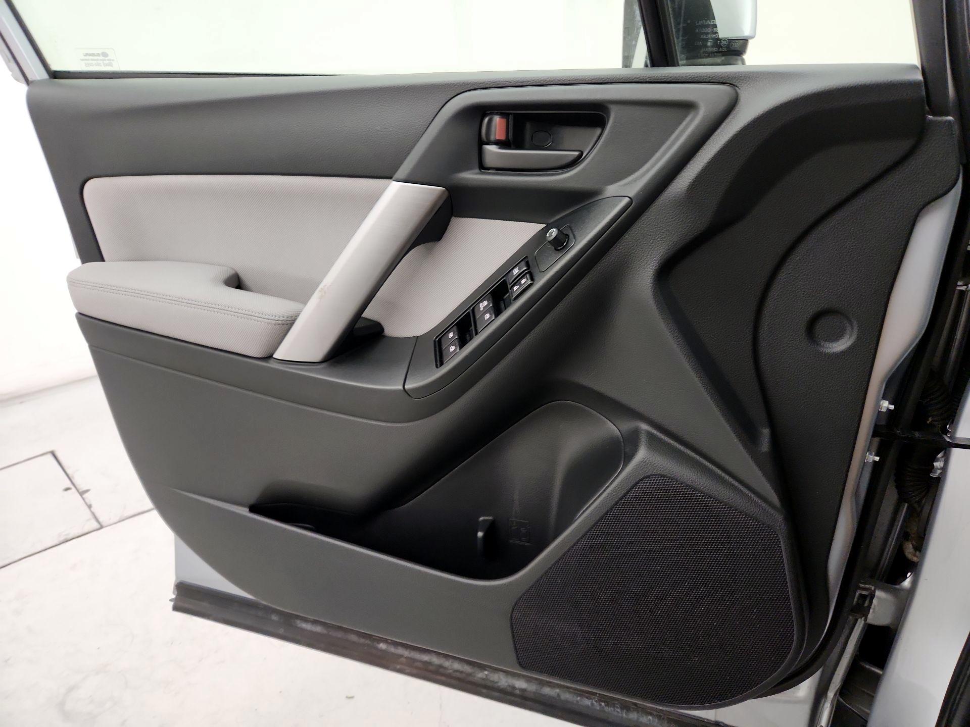 Thumbnail: 2015 Subaru Forester - 12