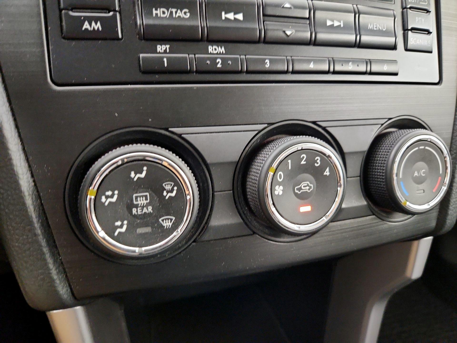 Thumbnail: 2015 Subaru Forester - 16