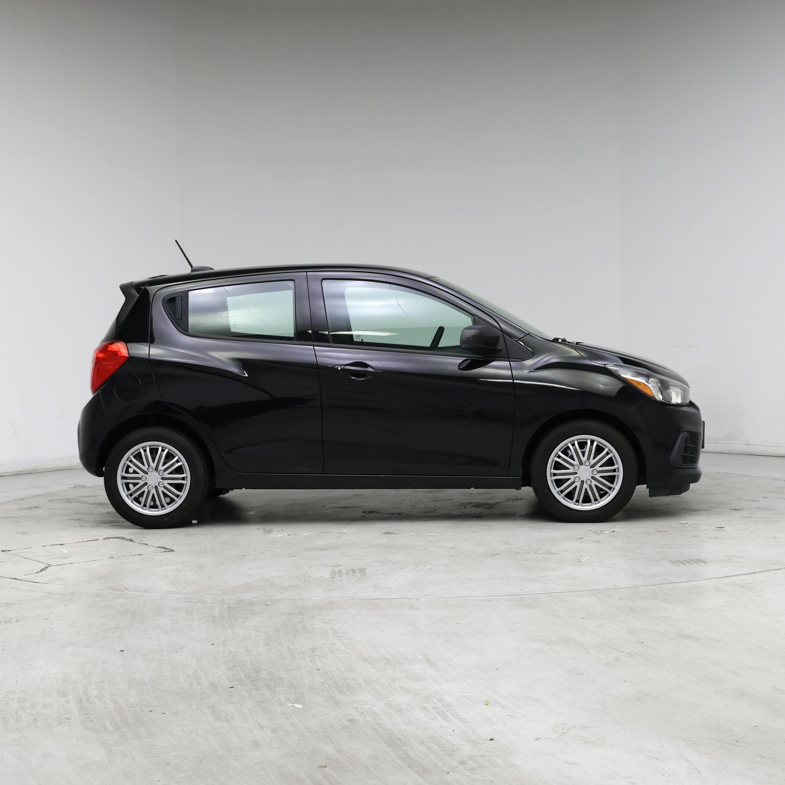 Thumbnail: 2017 Chevrolet Spark - 7