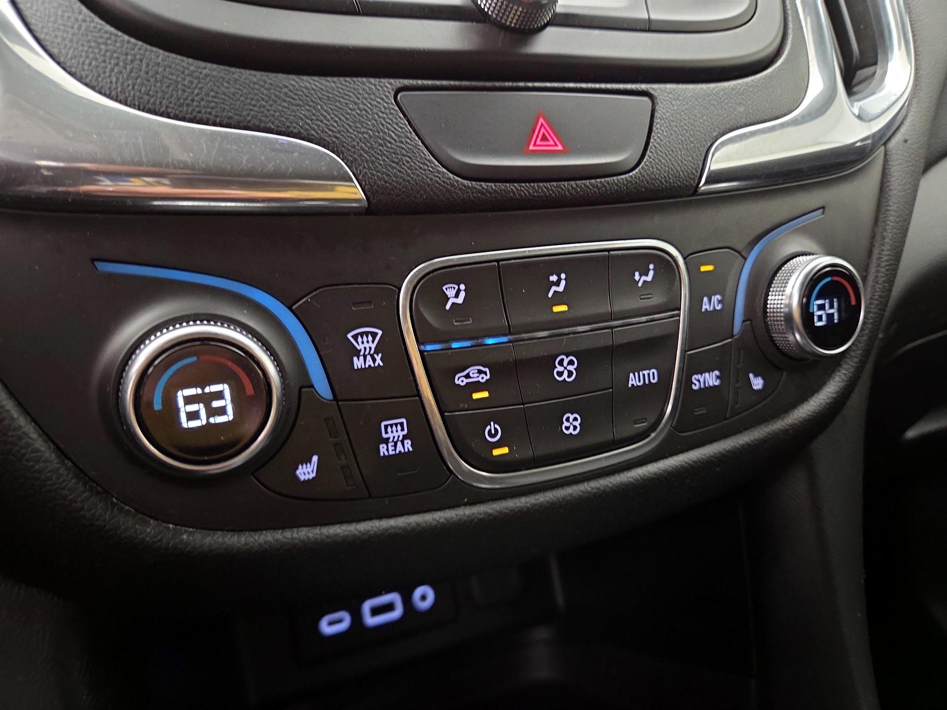 Thumbnail: 2019 Chevrolet Equinox - 17