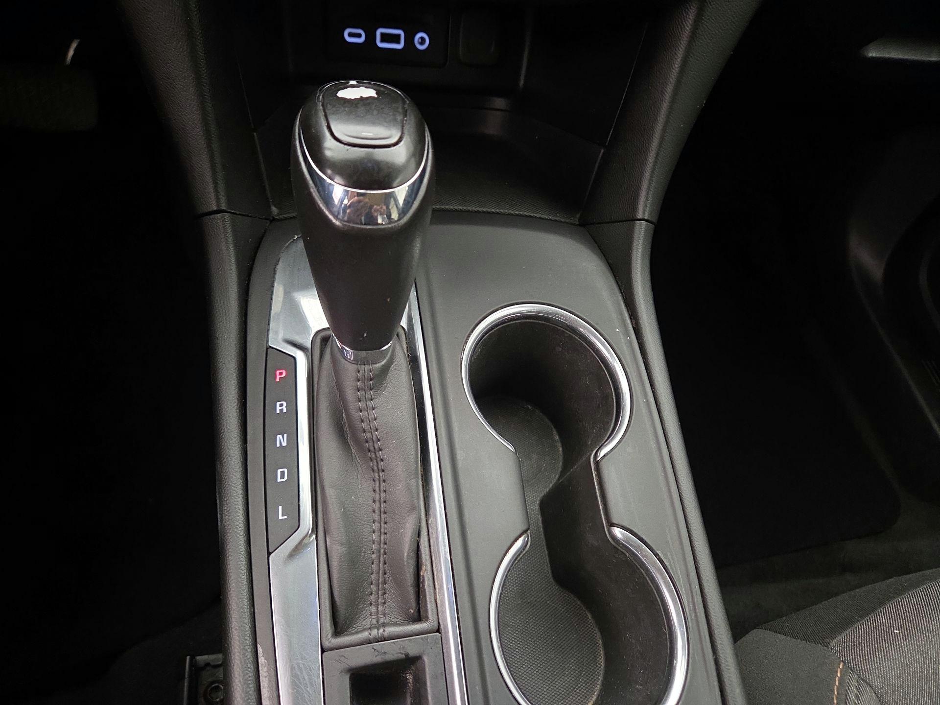 Thumbnail: 2019 Chevrolet Equinox - 18