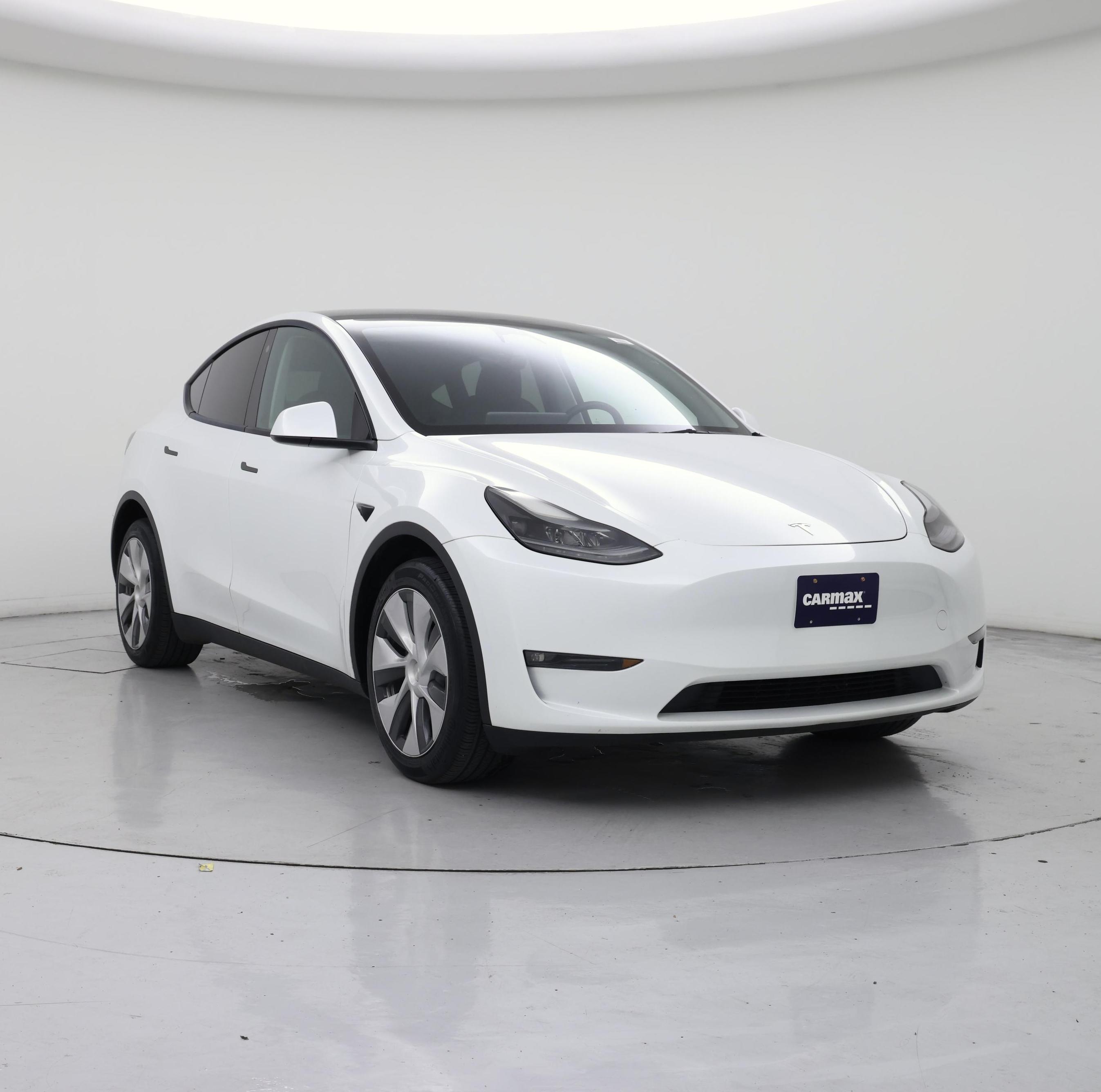 Silver 2023 Tesla Model Y Long Range AWD SUV / Crossover All-Wheel Drive Automatic