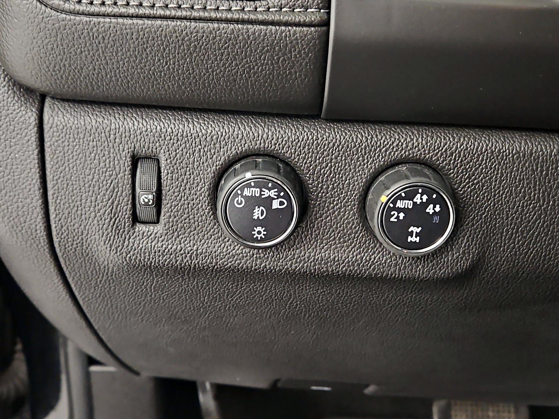 Thumbnail: 2016 GMC Canyon - 11