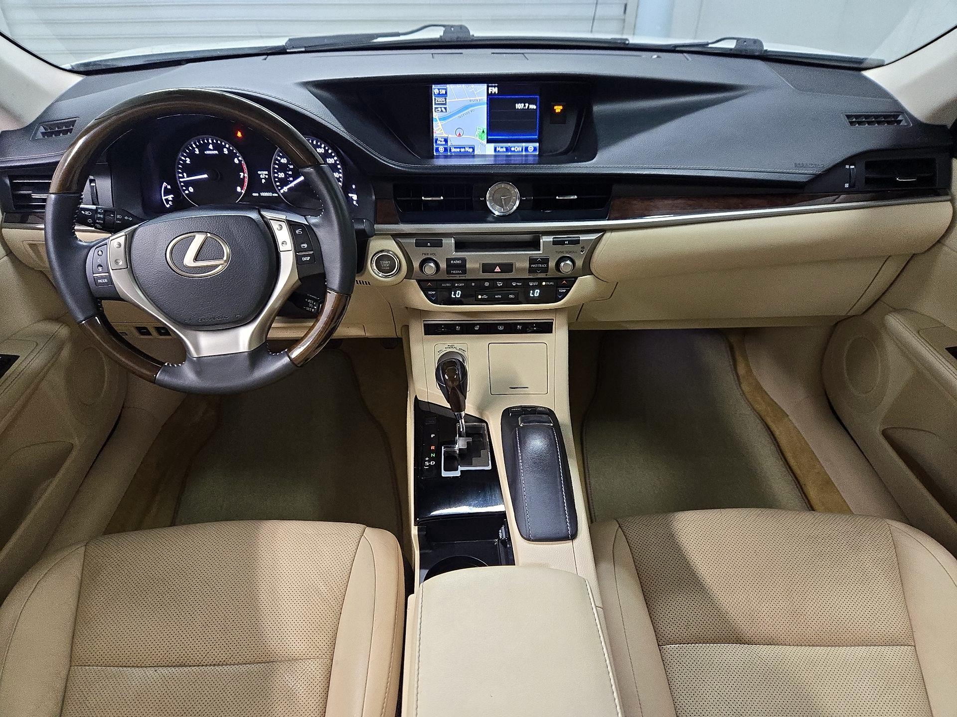 Thumbnail: 2014 Lexus ES - 9