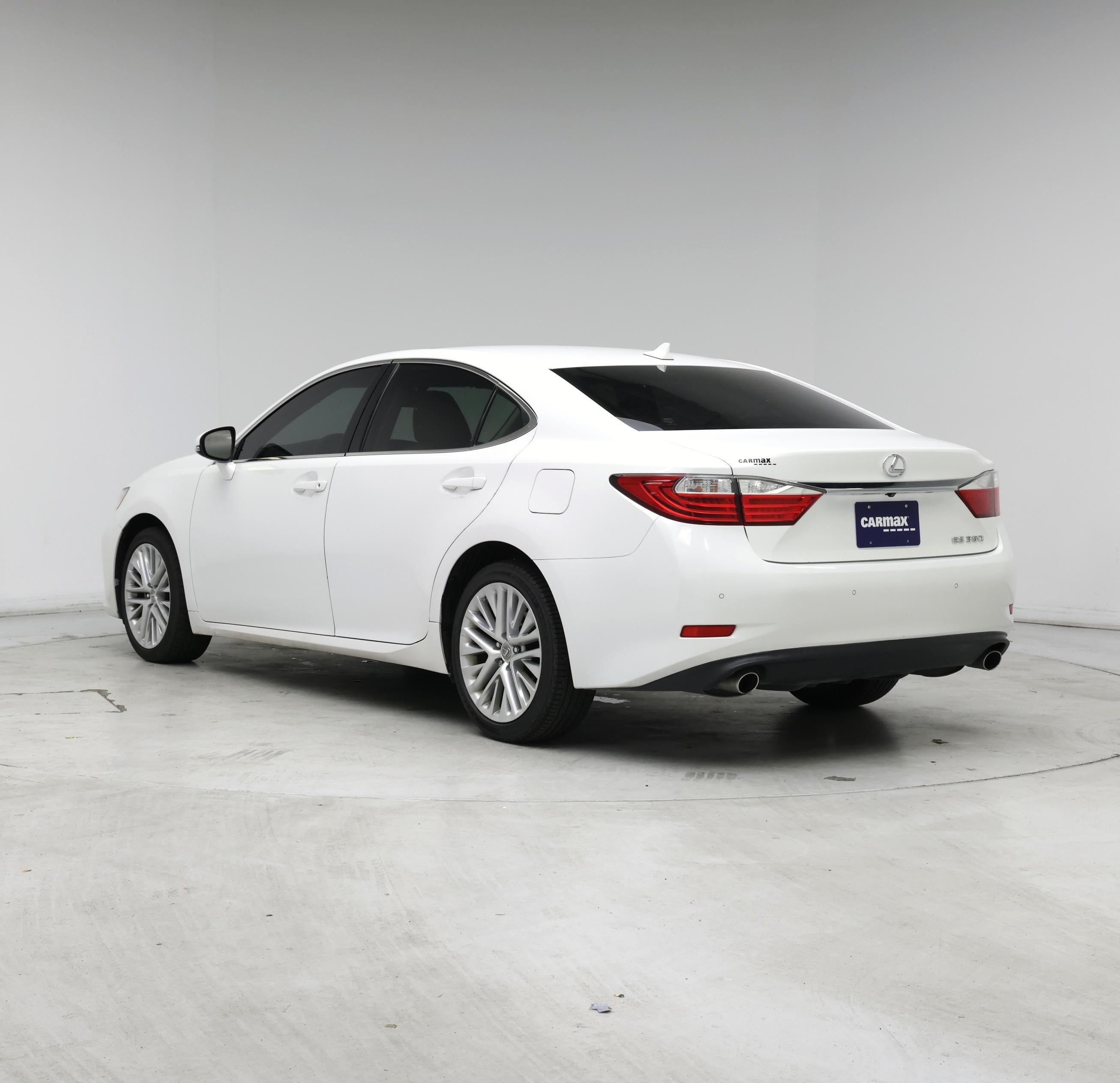 Thumbnail: 2014 Lexus ES - 2