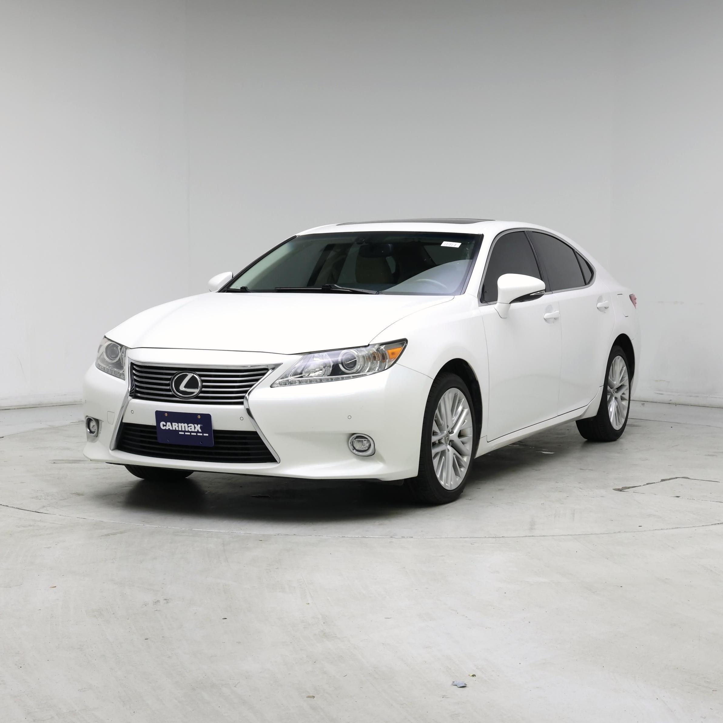Thumbnail: 2014 Lexus ES - 4