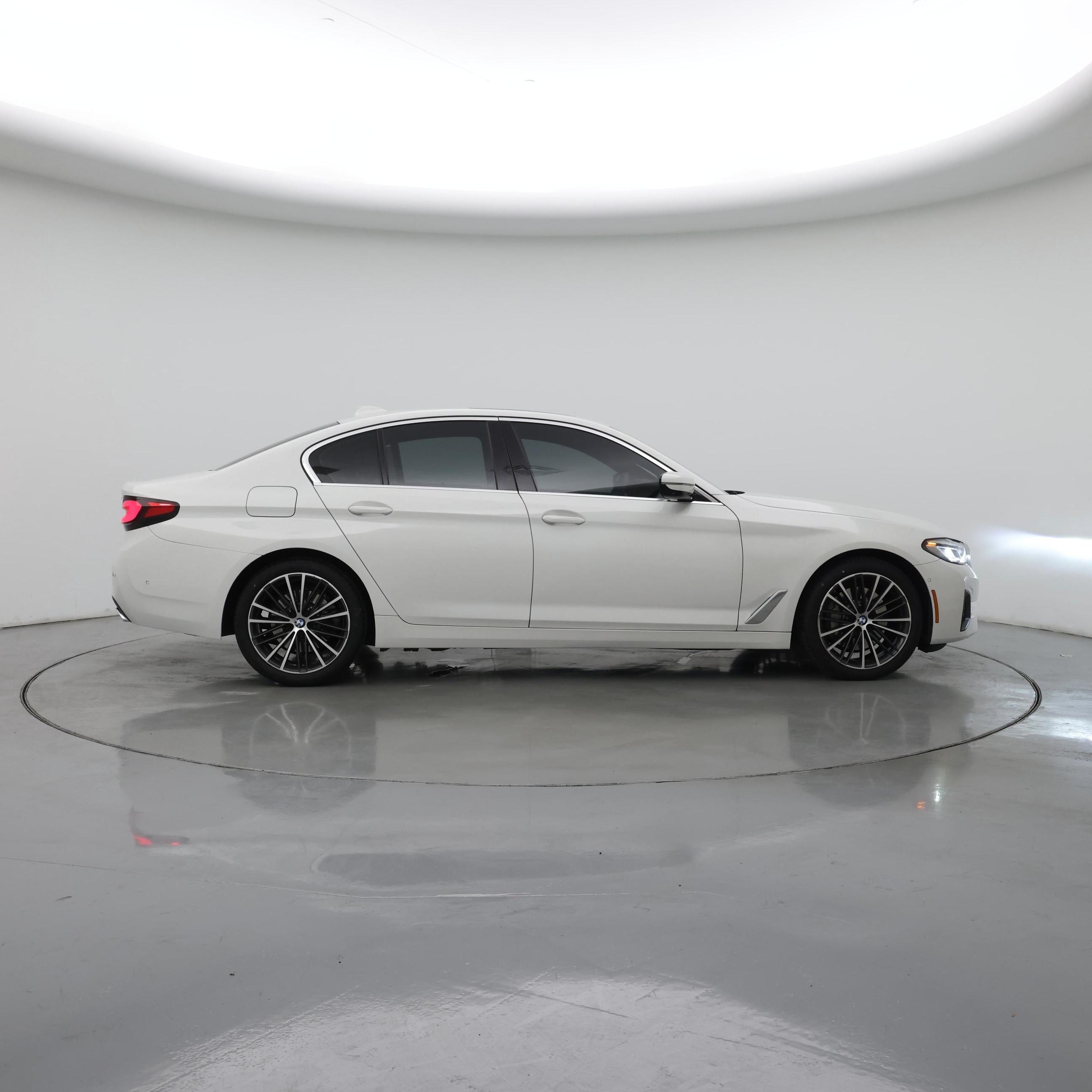 Thumbnail: 2021 BMW 5 Series - 7
