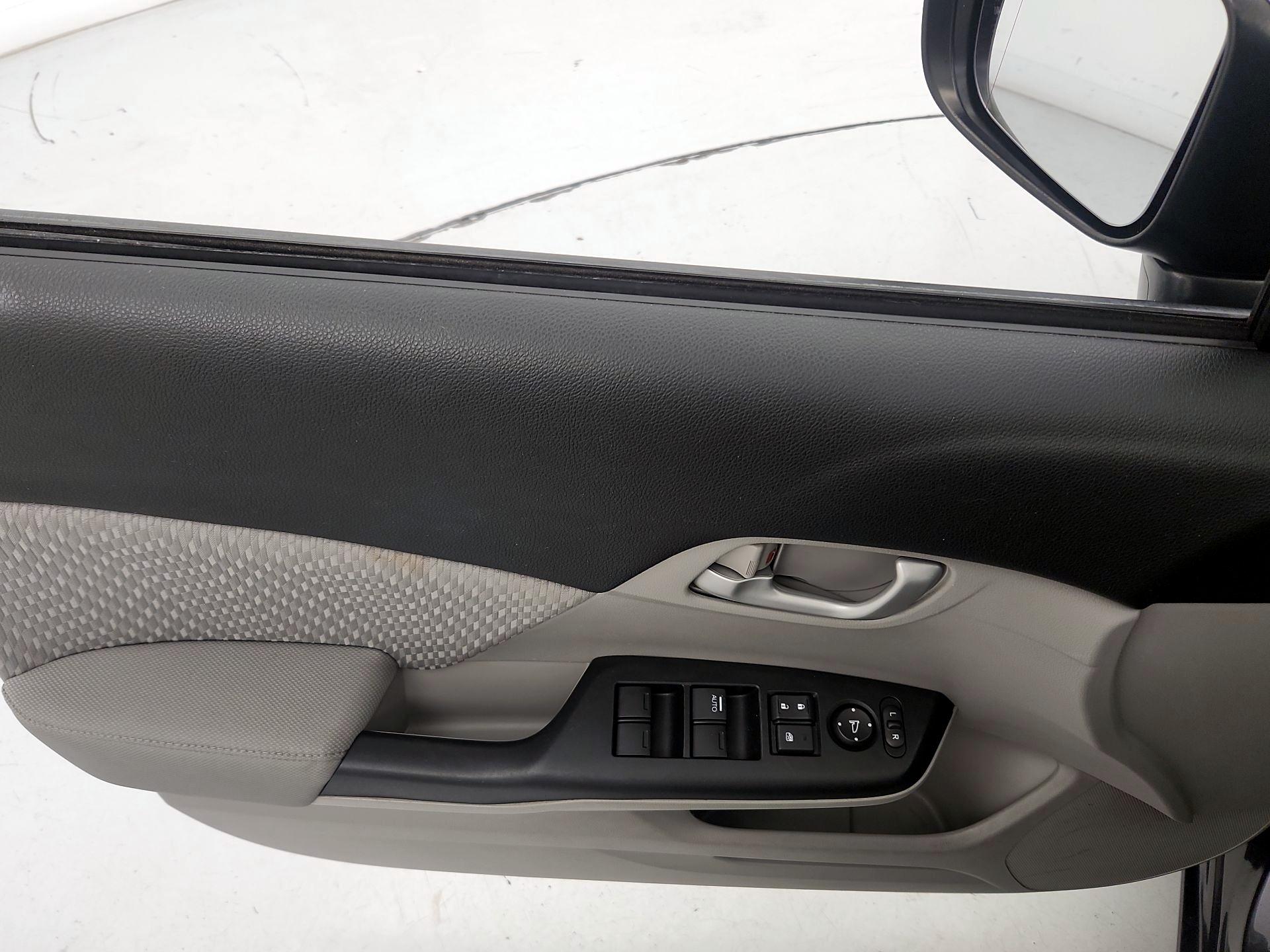 Thumbnail: 2014 Honda Civic - 12