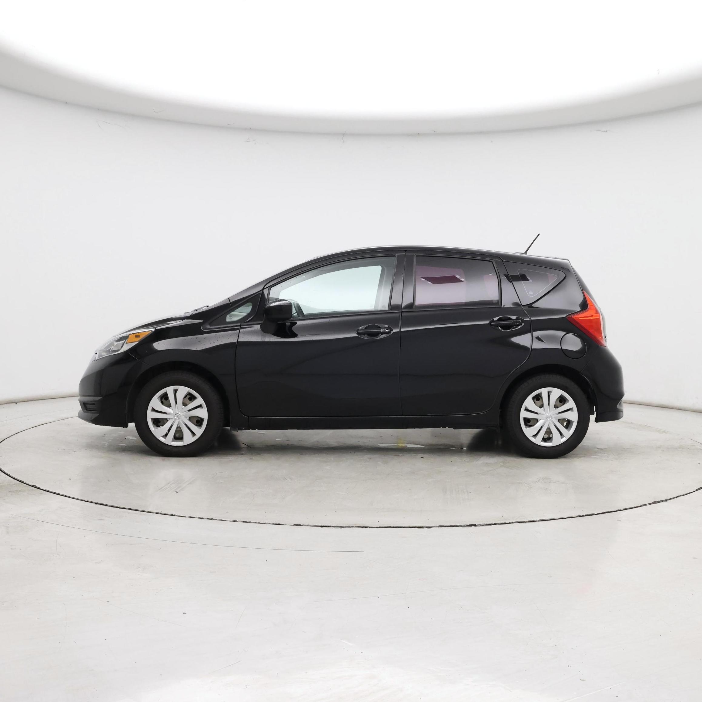 Thumbnail: 2018 Nissan Versa Note - 3