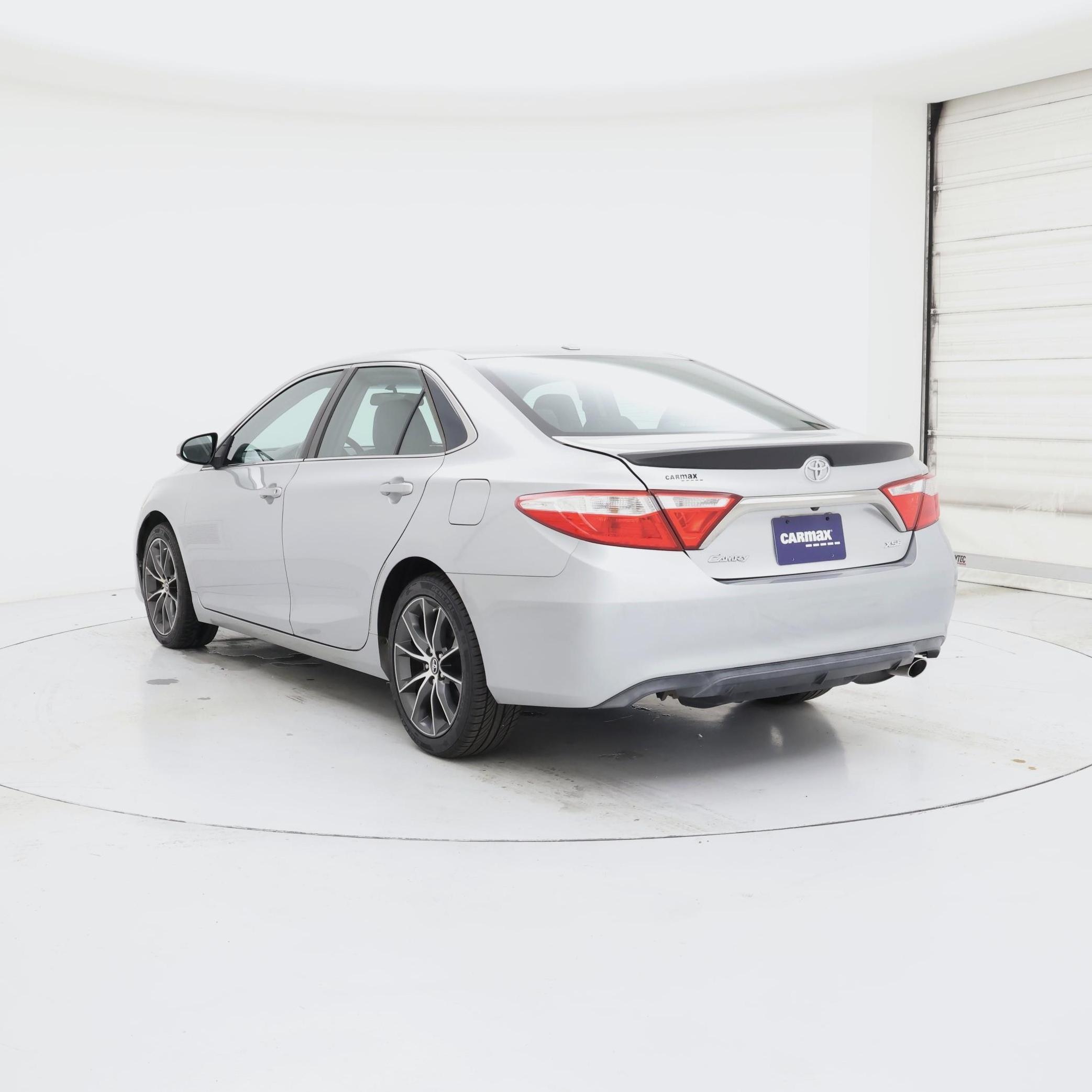 Thumbnail: 2015 Toyota Camry - 2