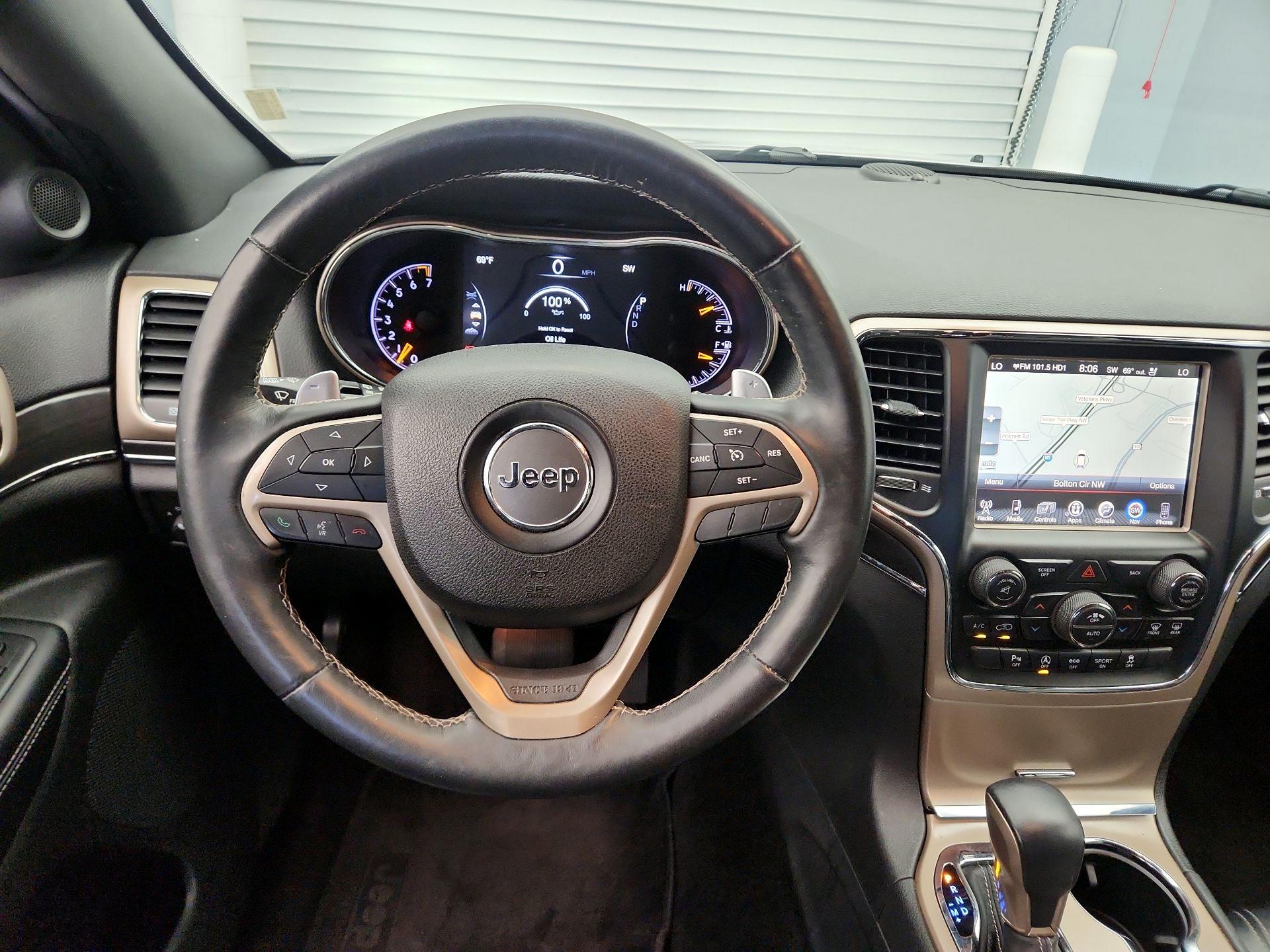 Thumbnail: 2017 Jeep Grand Cherokee - 10
