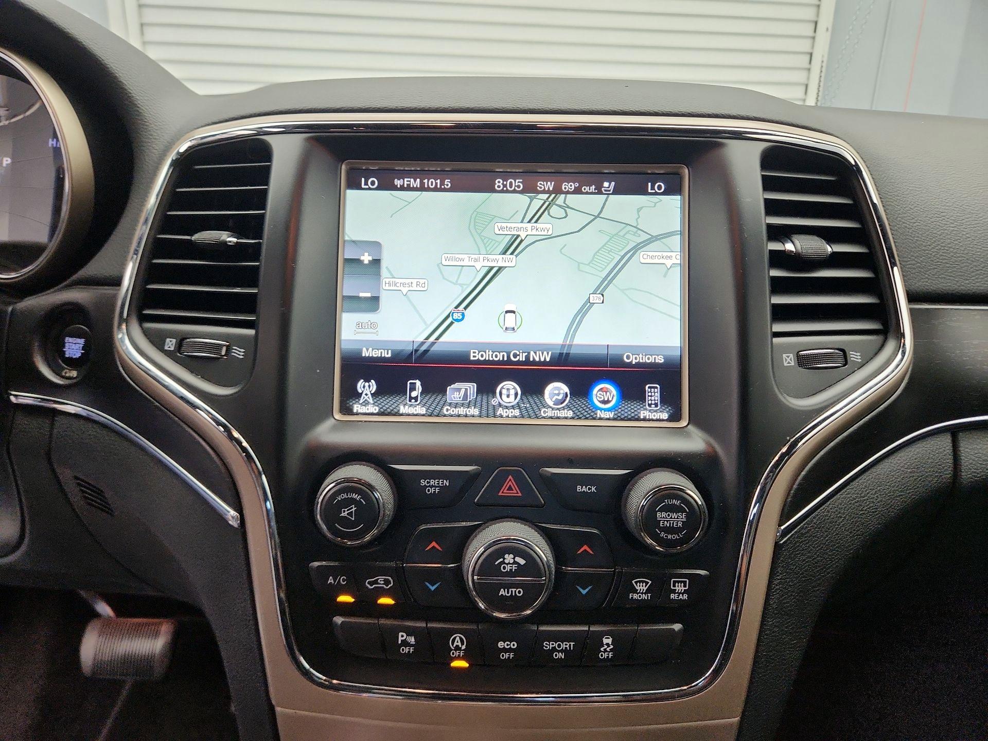 Thumbnail: 2017 Jeep Grand Cherokee - 14