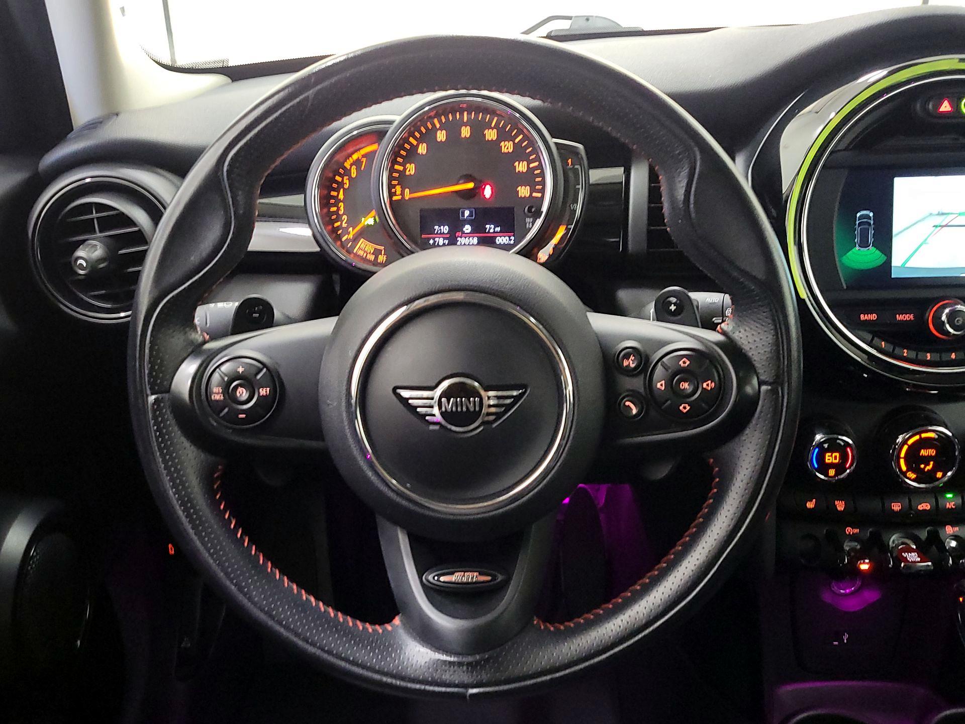 Thumbnail: 2019 MINI Cooper Hardtop - 10