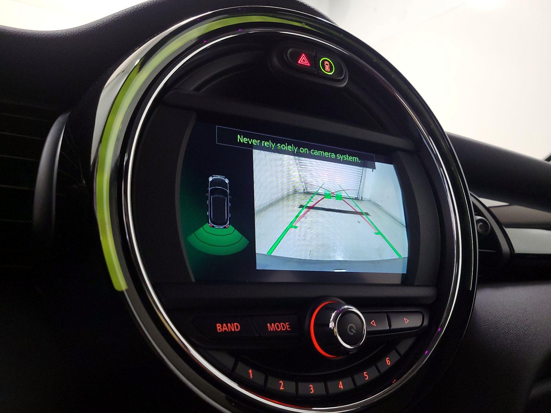 Thumbnail: 2019 MINI Cooper Hardtop - 14