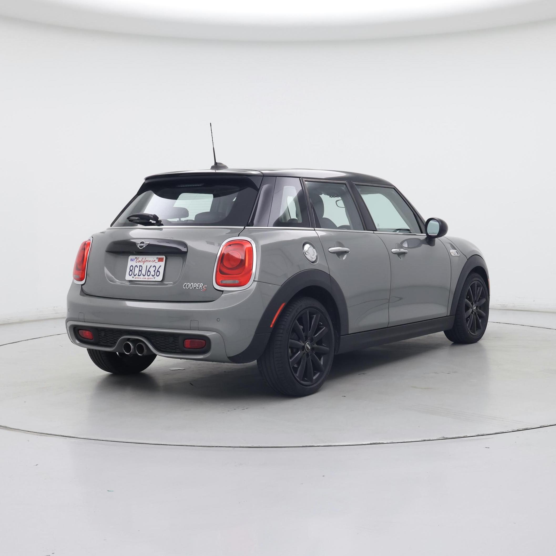 Thumbnail: 2019 MINI Cooper Hardtop - 8