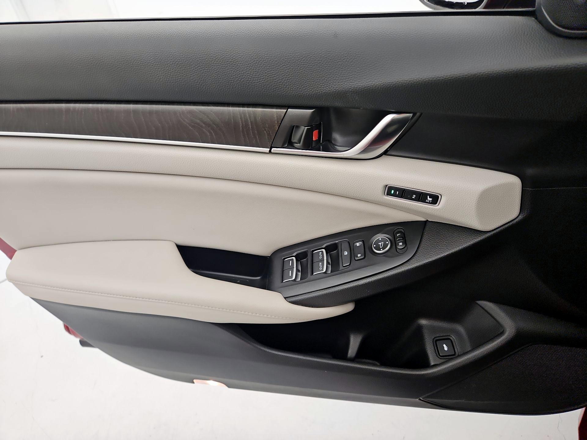 Thumbnail: 2022 Honda Accord - 12