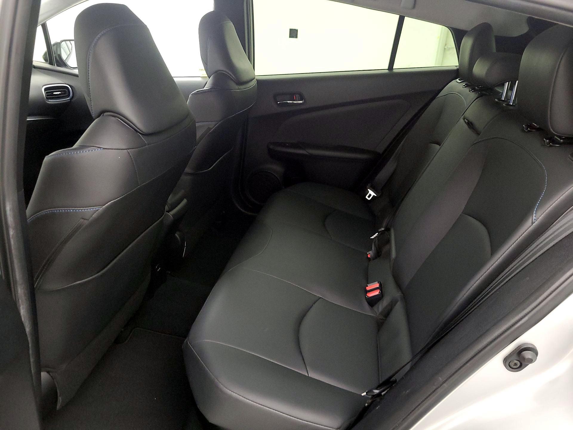 Thumbnail: 2016 Toyota Prius - 19