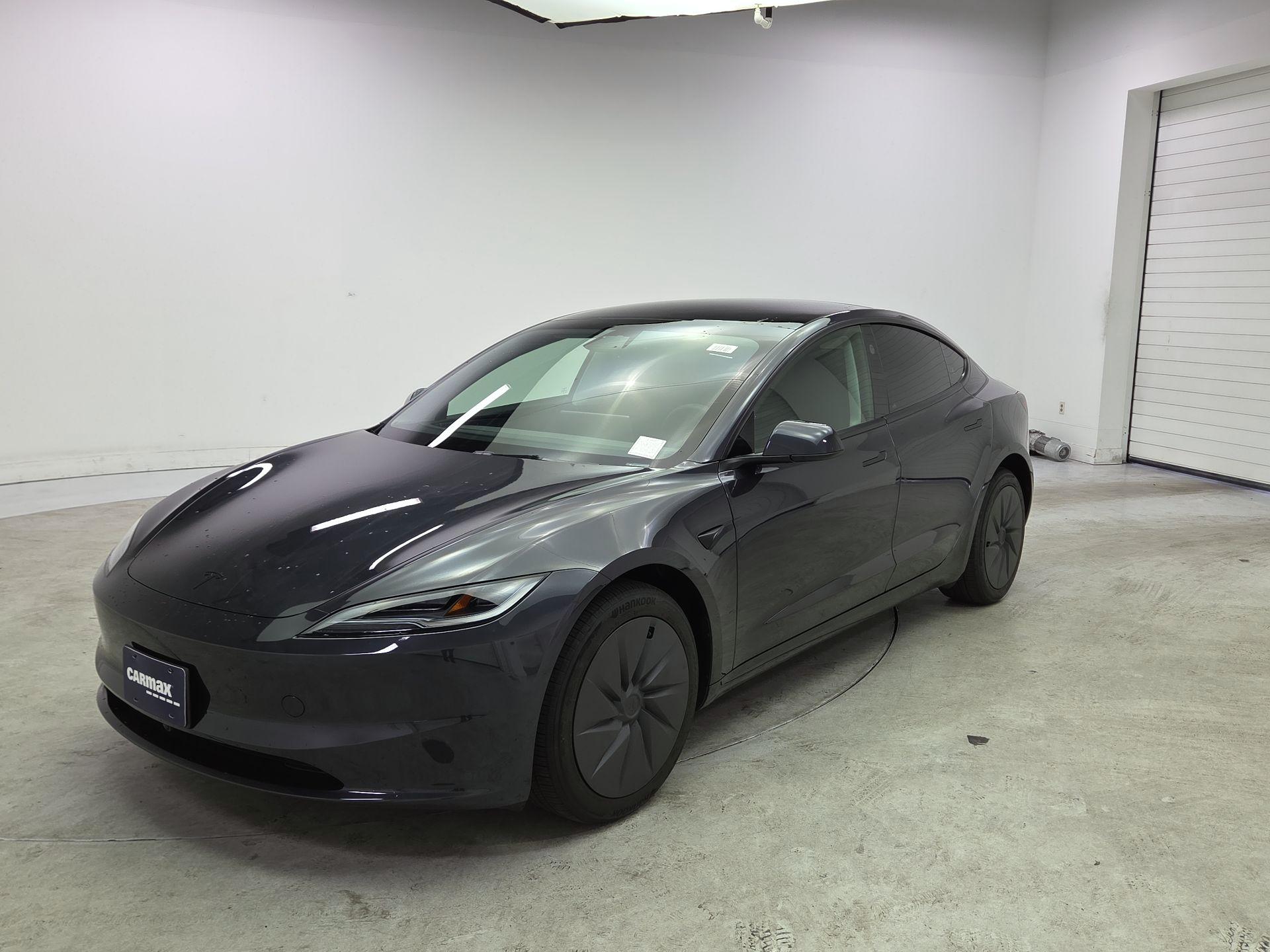 Thumbnail: 2025 Tesla Model 3 - 3