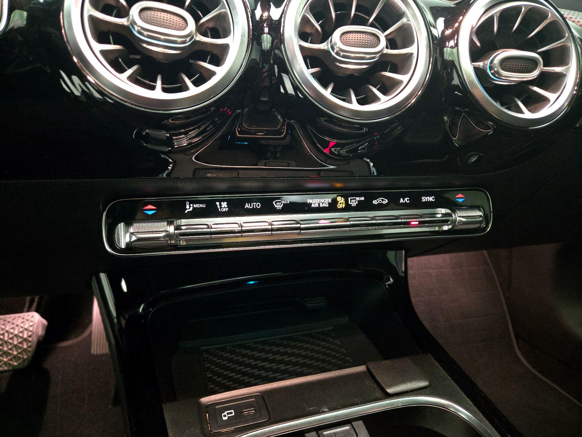 Thumbnail: 2020 Mercedes-Benz A-Class - 17