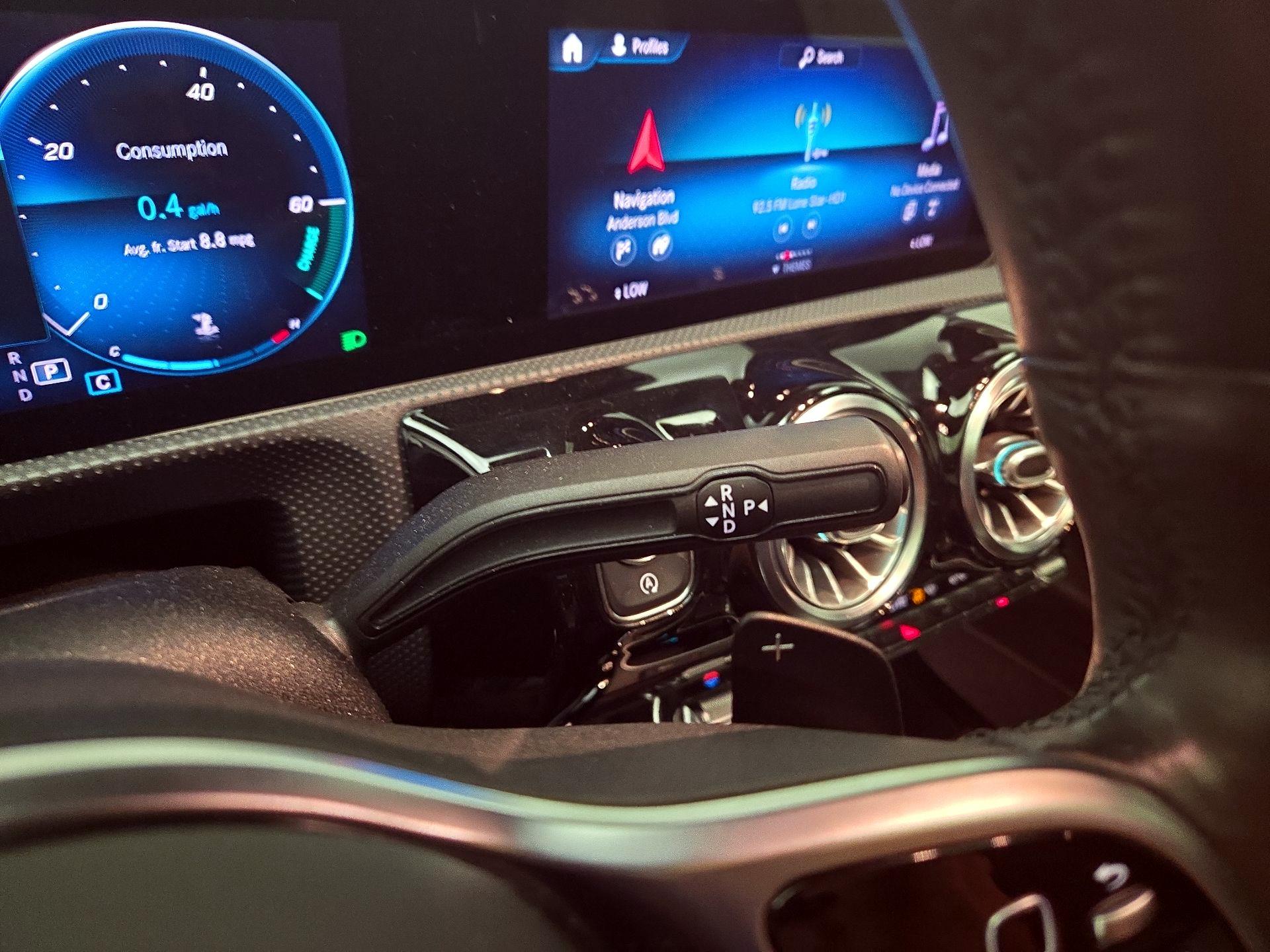 Thumbnail: 2020 Mercedes-Benz A-Class - 18