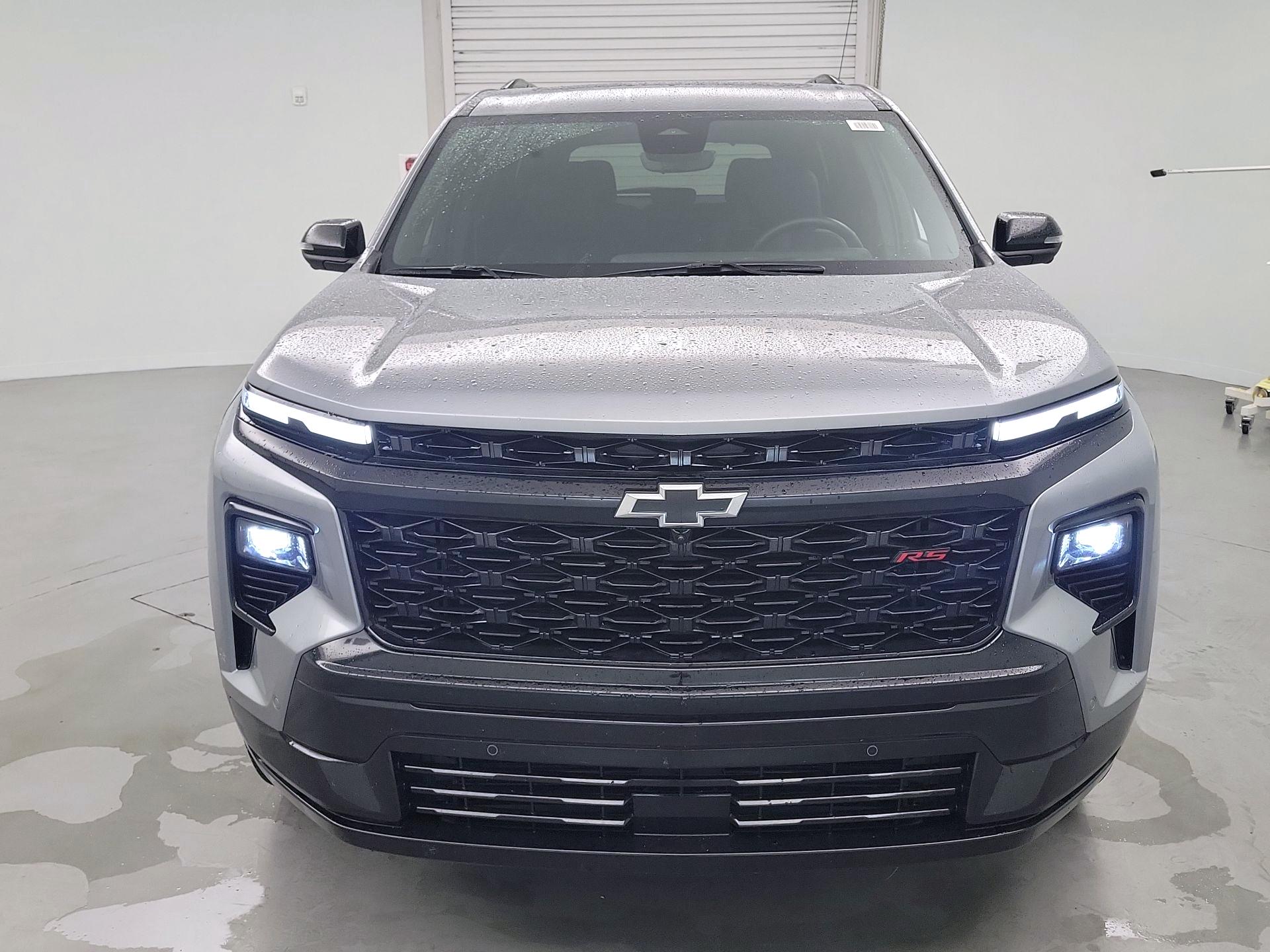 Thumbnail: 2025 Chevrolet Traverse - 2