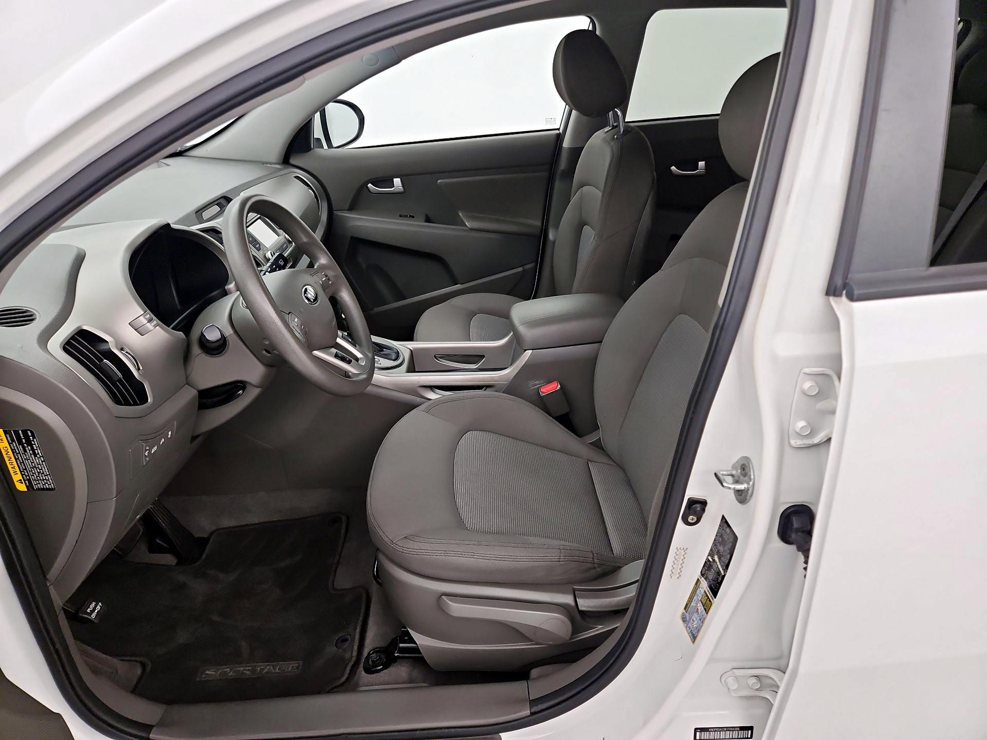 Thumbnail: 2015 Kia Sportage - 11