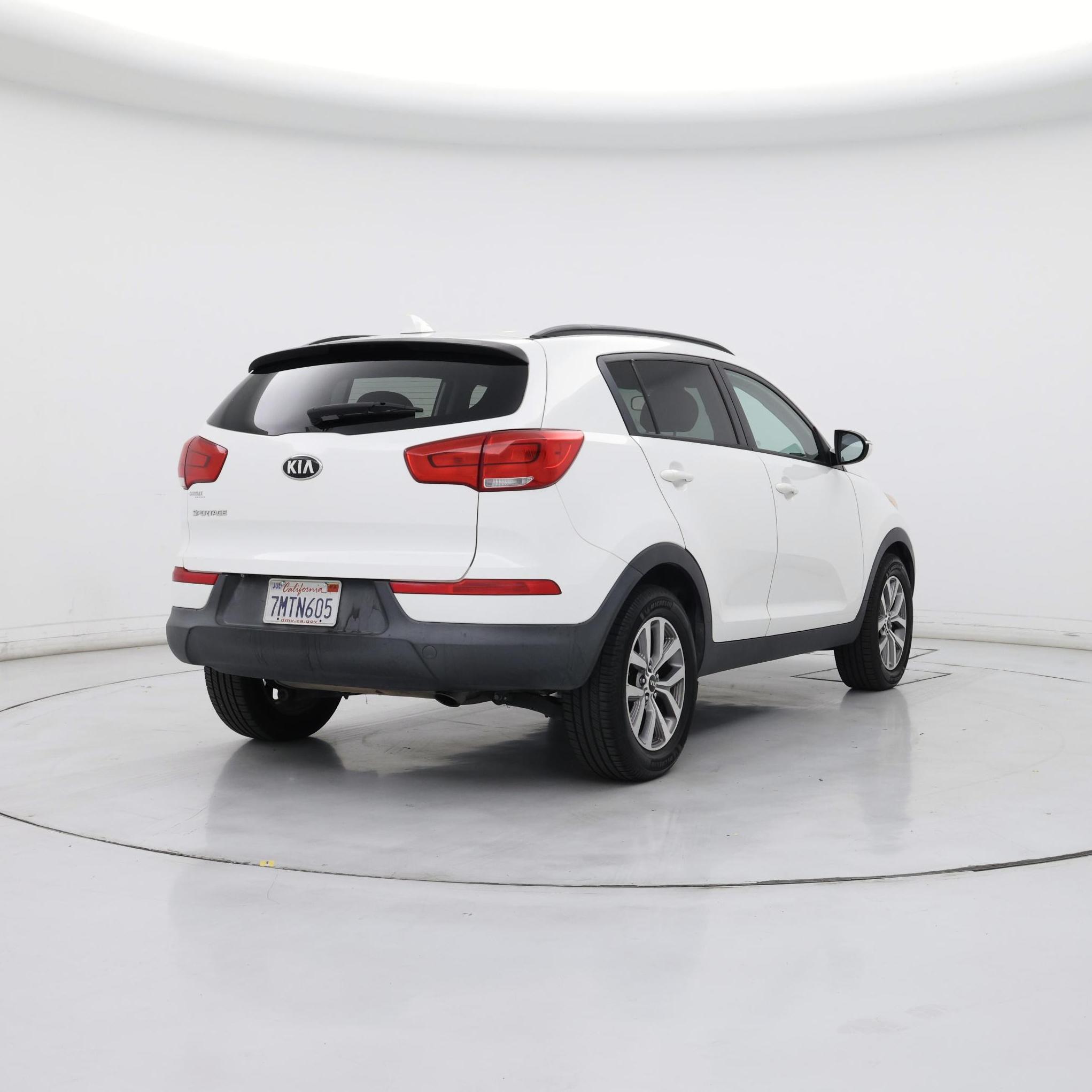 Thumbnail: 2015 Kia Sportage - 8