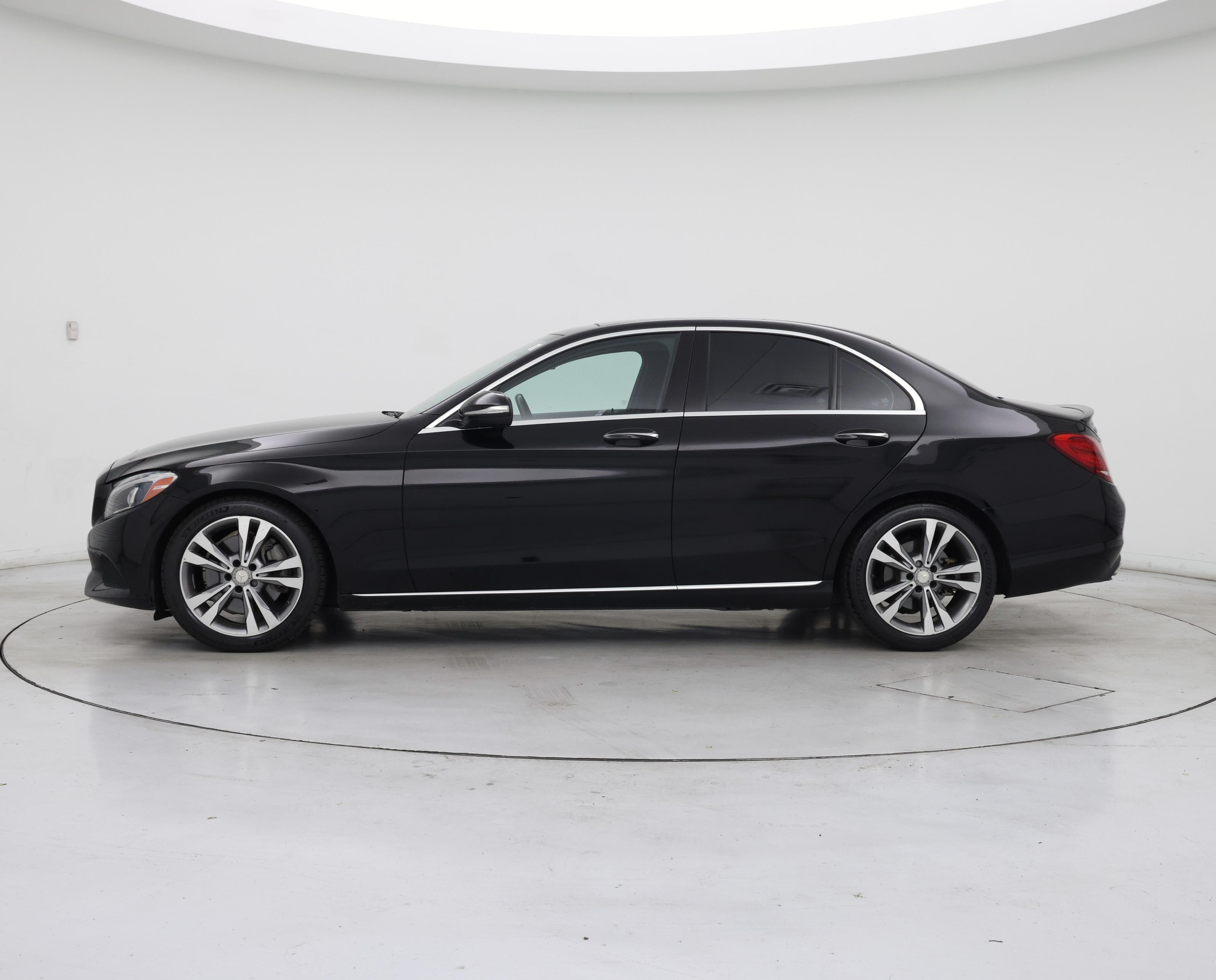 Thumbnail: 2015 Mercedes-Benz C-Class - 3