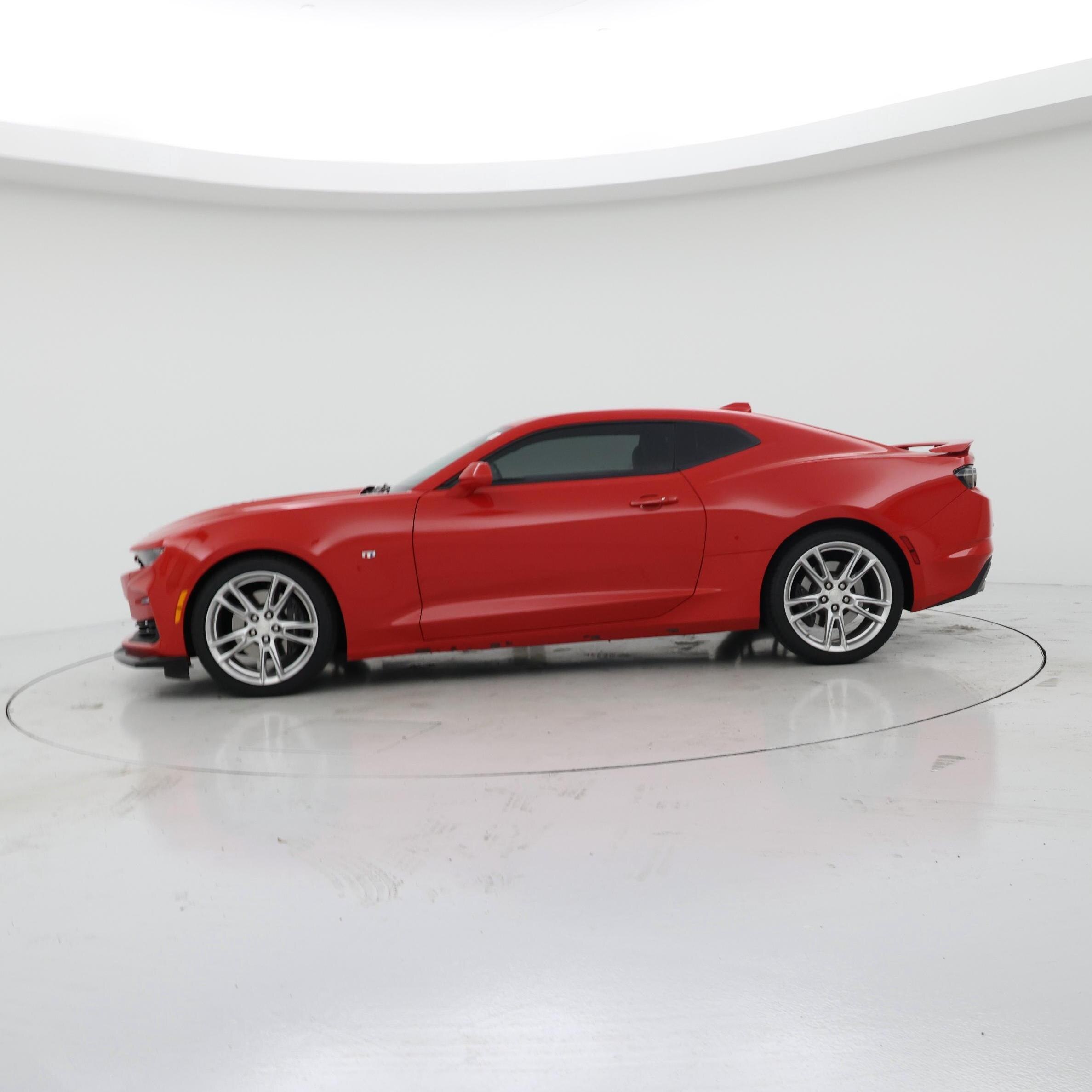 Thumbnail: 2020 Chevrolet Camaro - 3