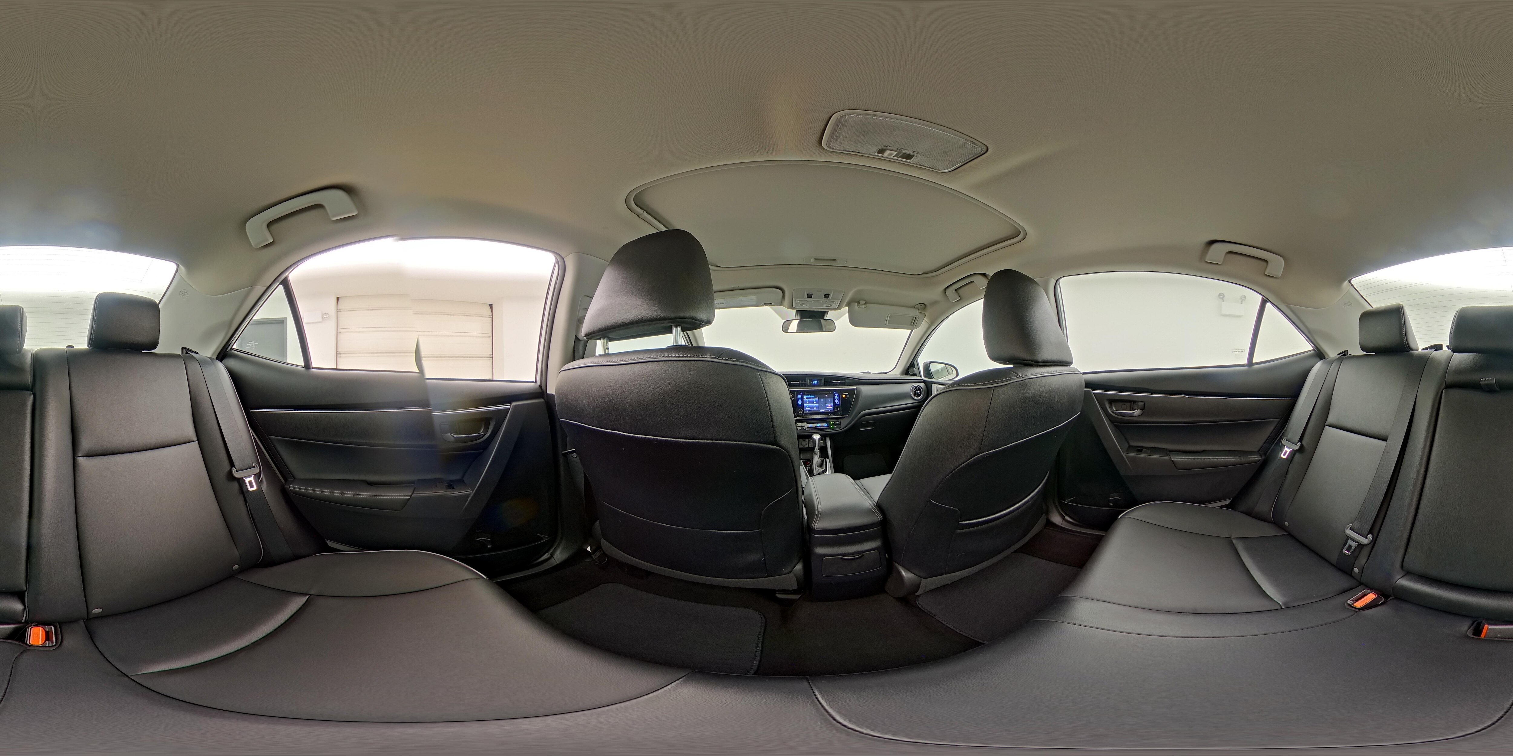 2017 Toyota Corolla XLE - Photo 26