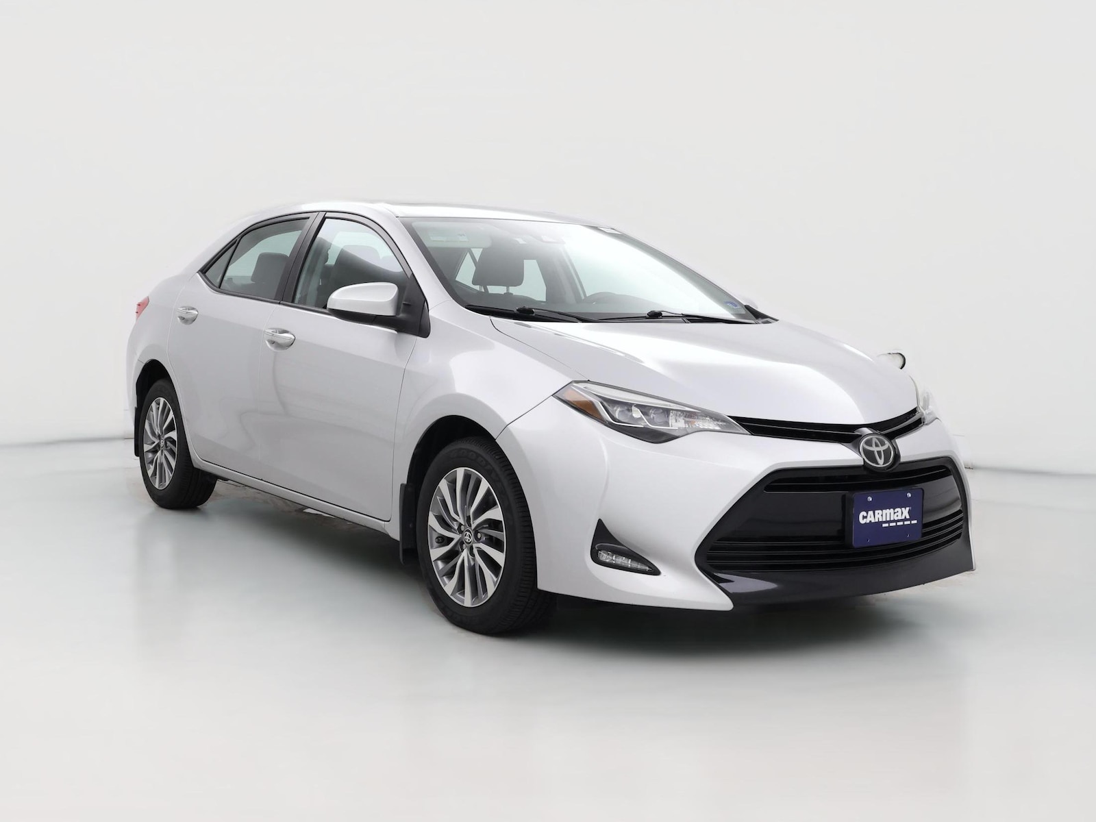 2017 Toyota Corolla XLE - Photo 1