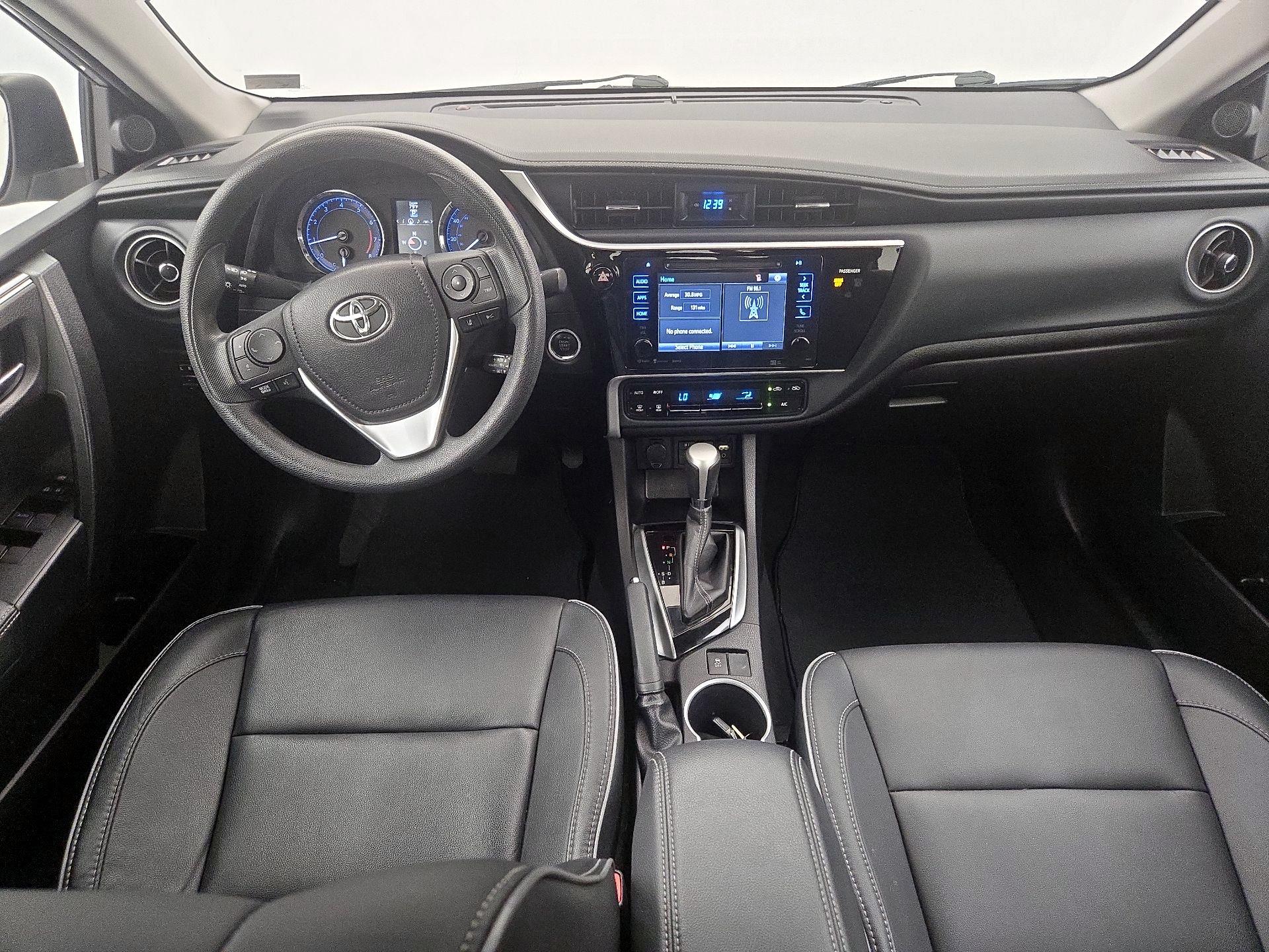 Thumbnail: 2017 Toyota Corolla - 9