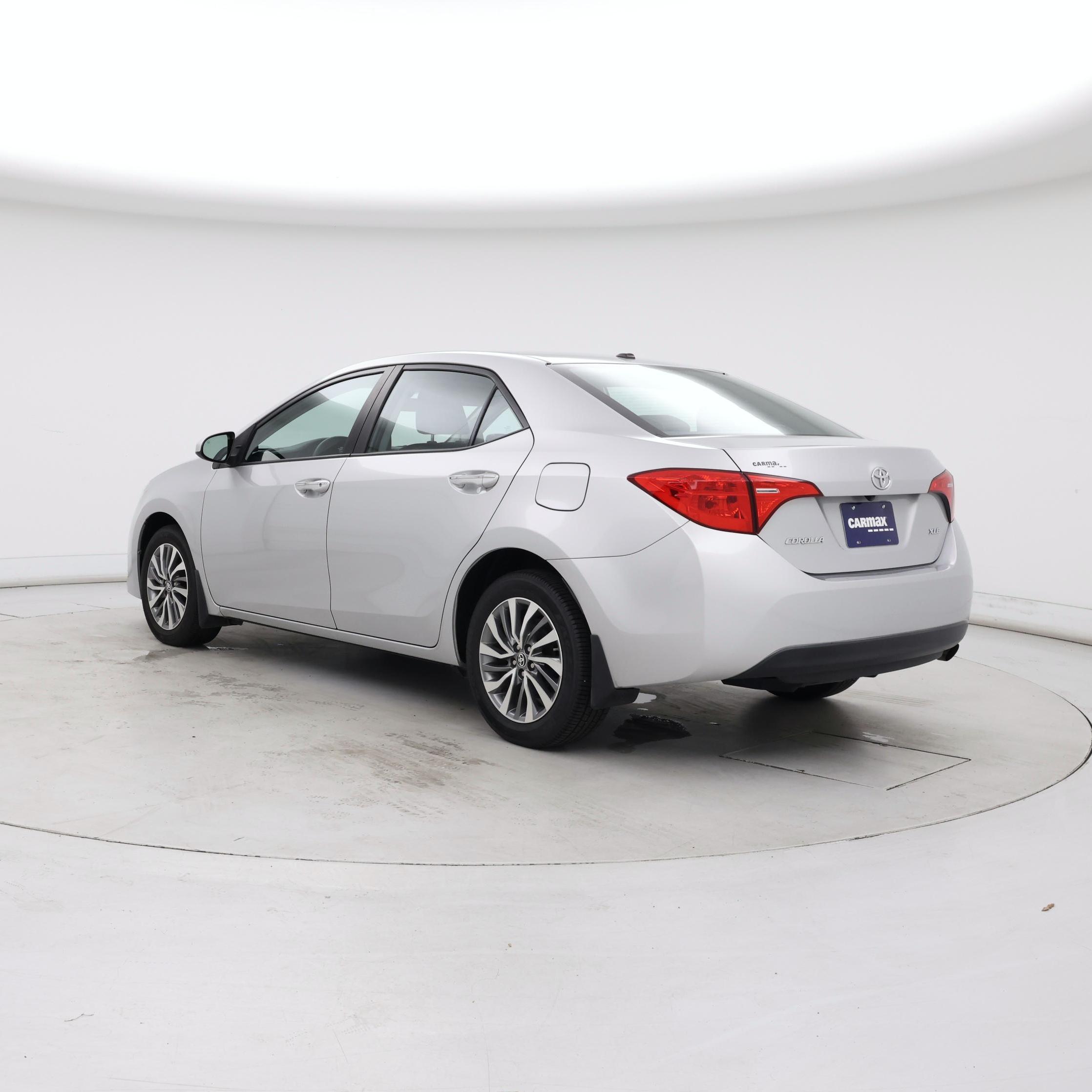 Thumbnail: 2017 Toyota Corolla - 2