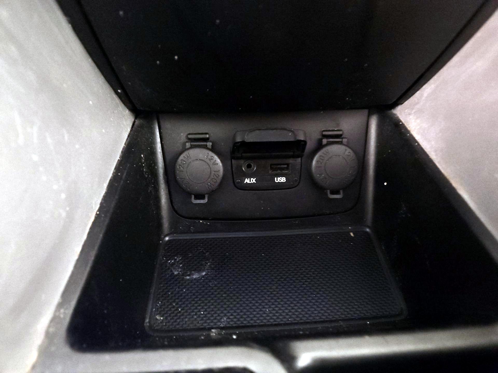Thumbnail: 2014 Hyundai Sonata - 16