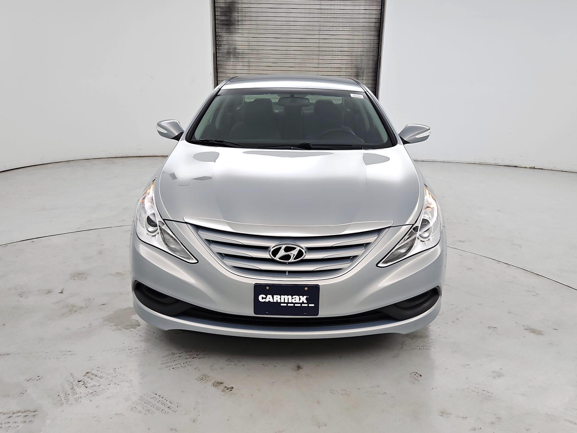 Thumbnail: 2014 Hyundai Sonata - 2