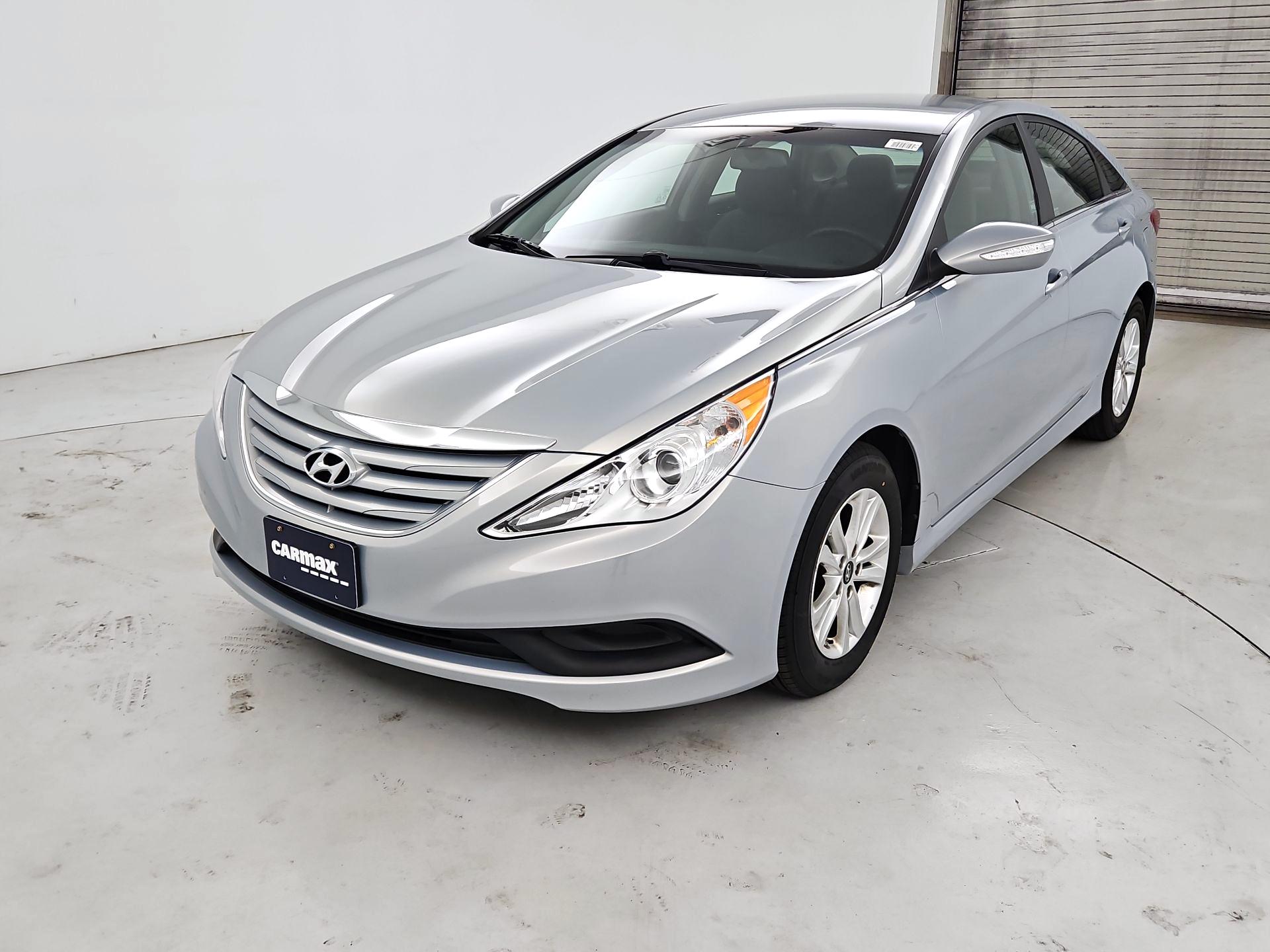 Thumbnail: 2014 Hyundai Sonata - 3