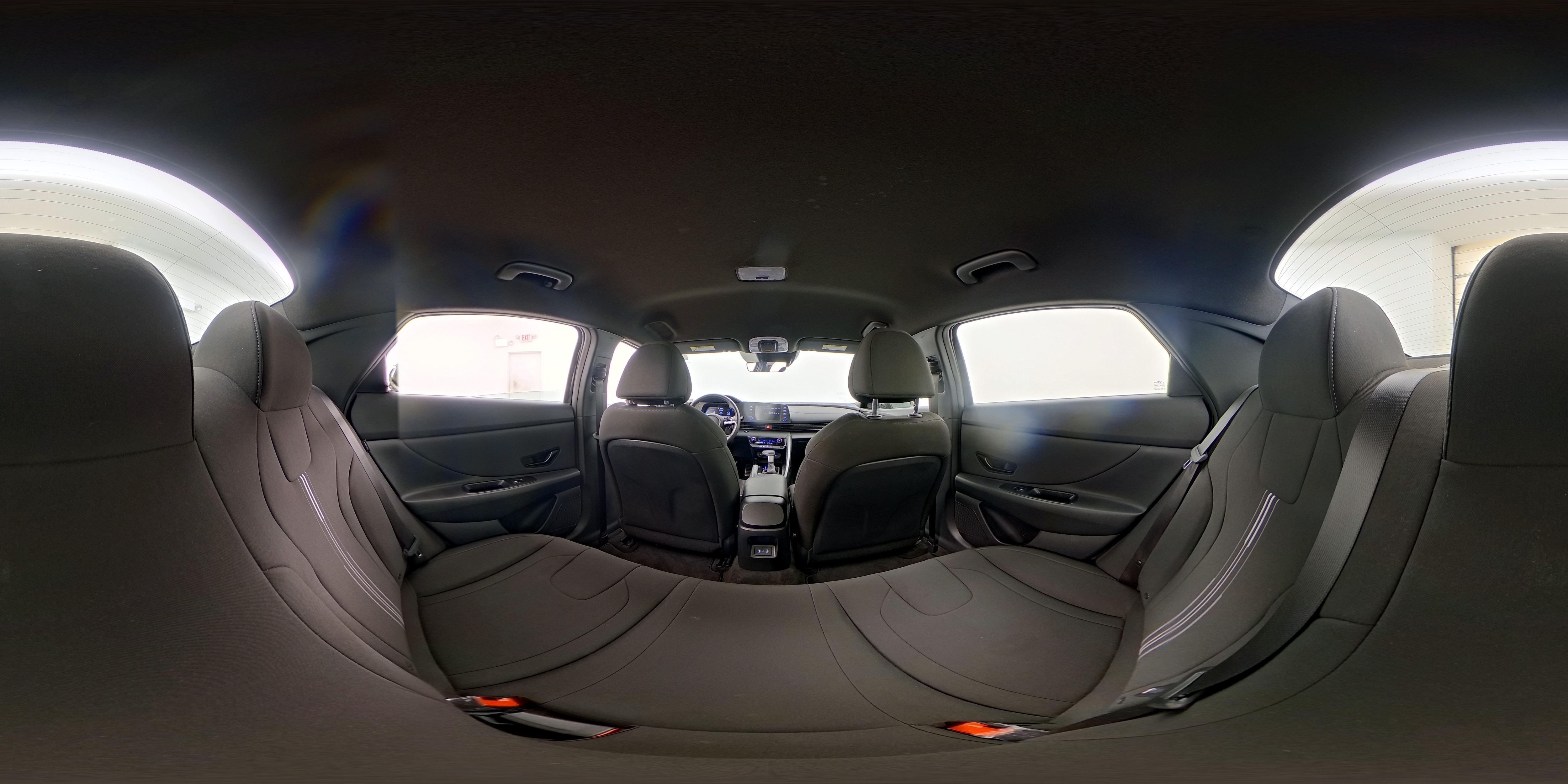 2025 Hyundai Elantra SEL - Photo 25