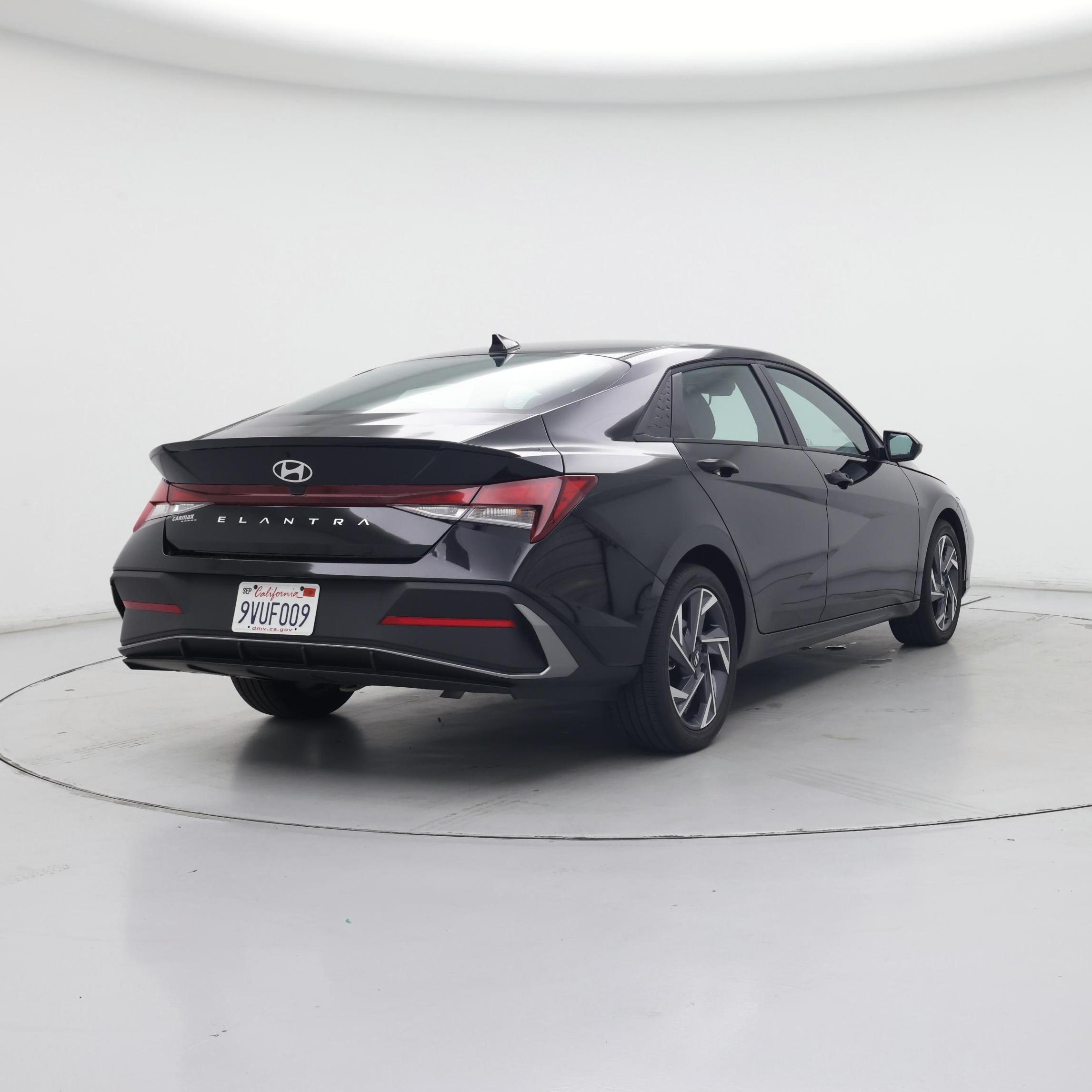 Thumbnail: 2025 Hyundai Elantra - 8