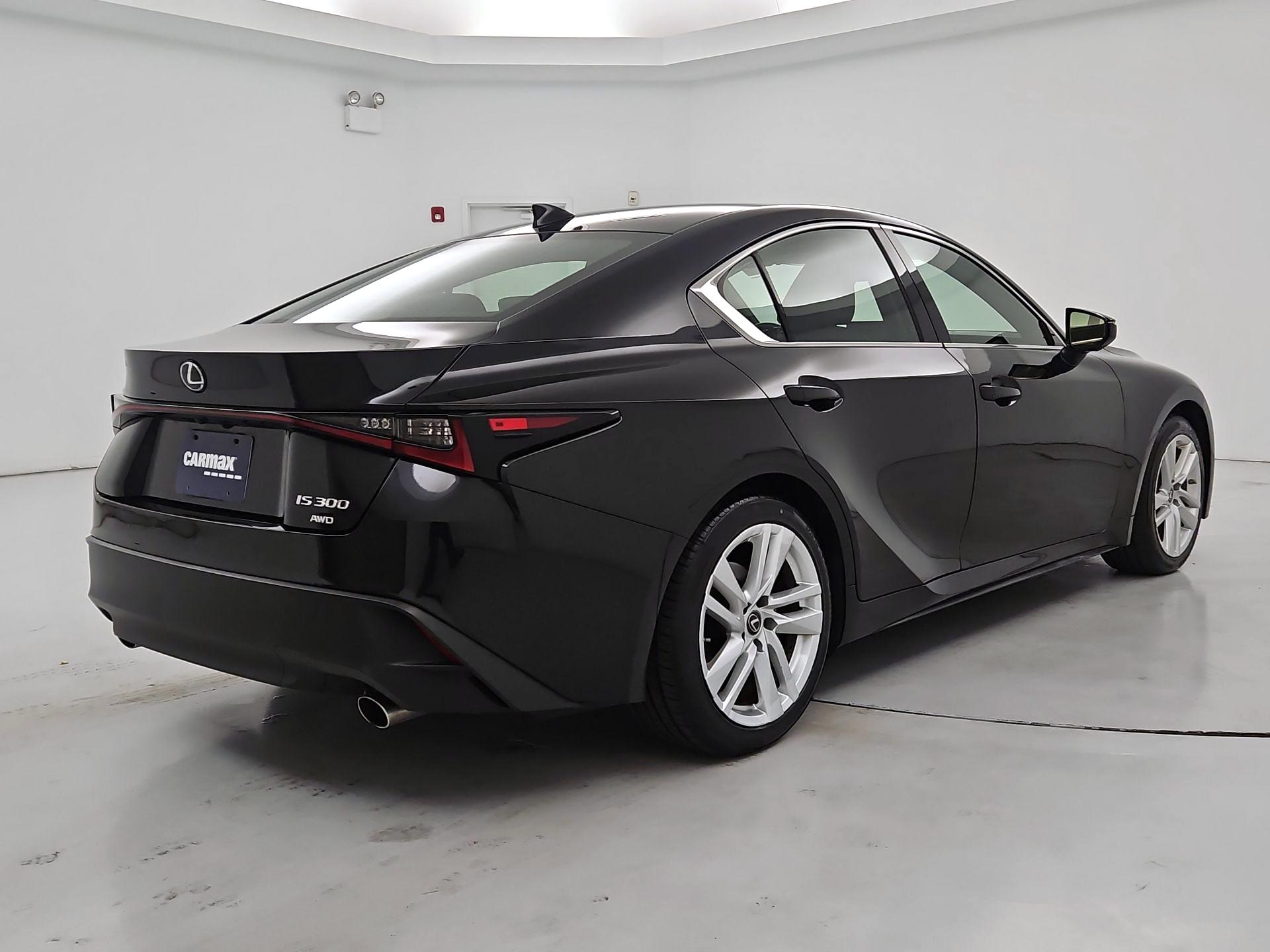 Thumbnail: 2021 Lexus IS - 5